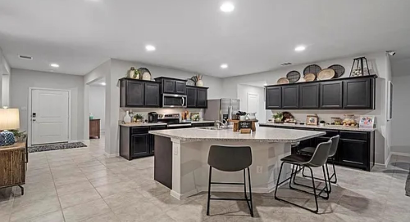 829 Loomis Trail Justin TX 76247