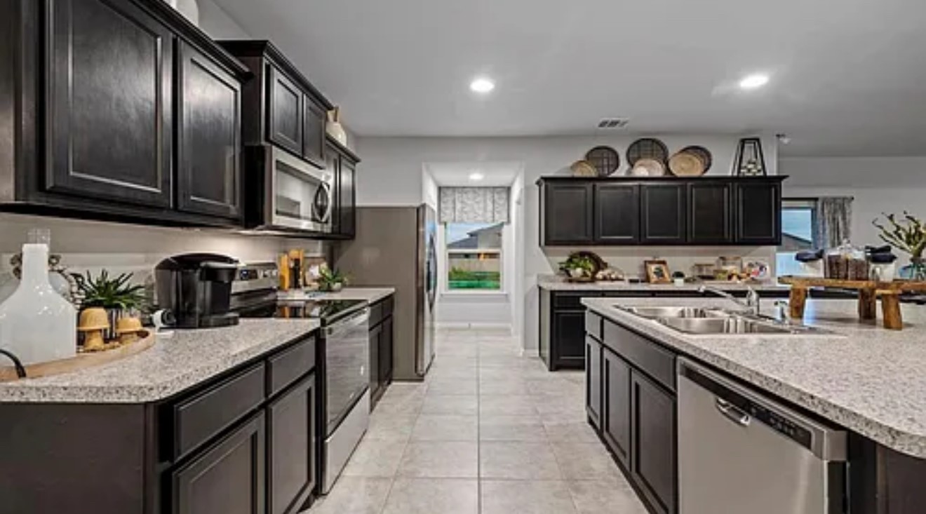829 Loomis Trail Justin TX 76247
