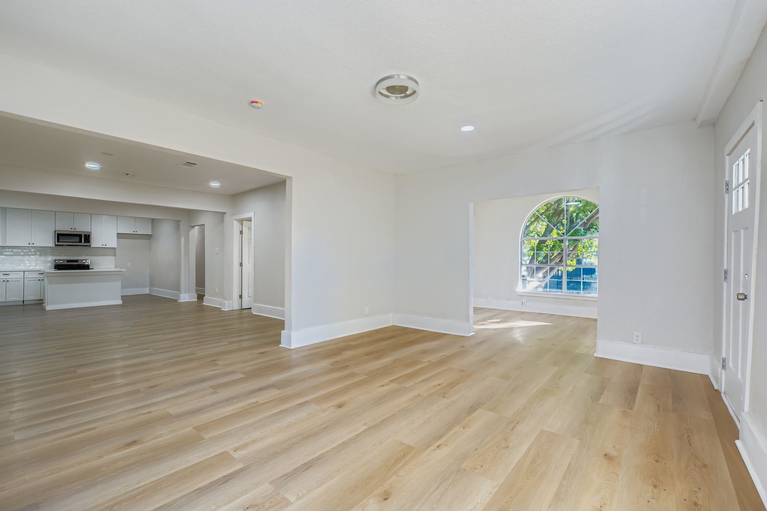 603 W Pembroke Avenue Dallas TX 75208