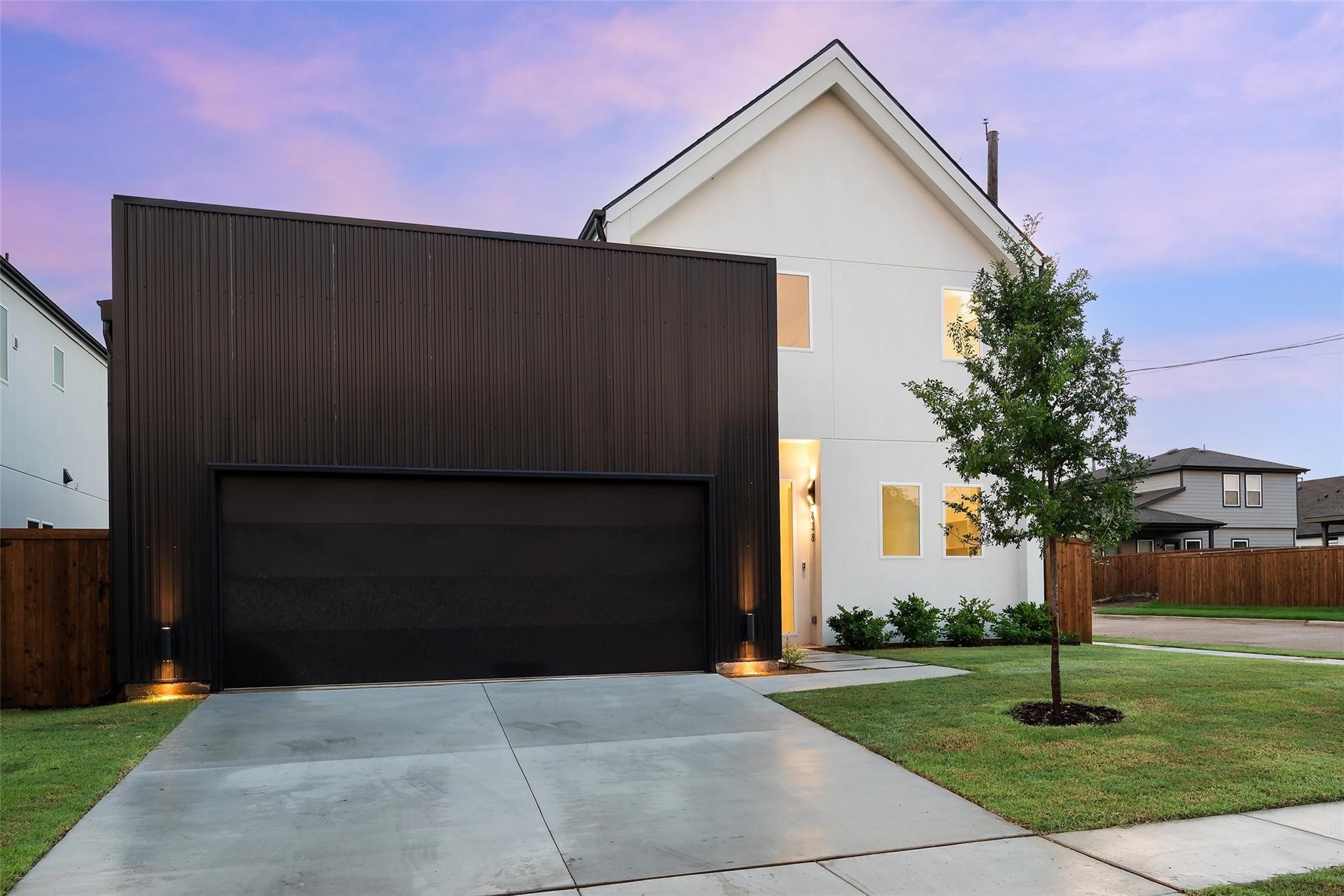 838 Mcbroom Street Dallas TX 75212