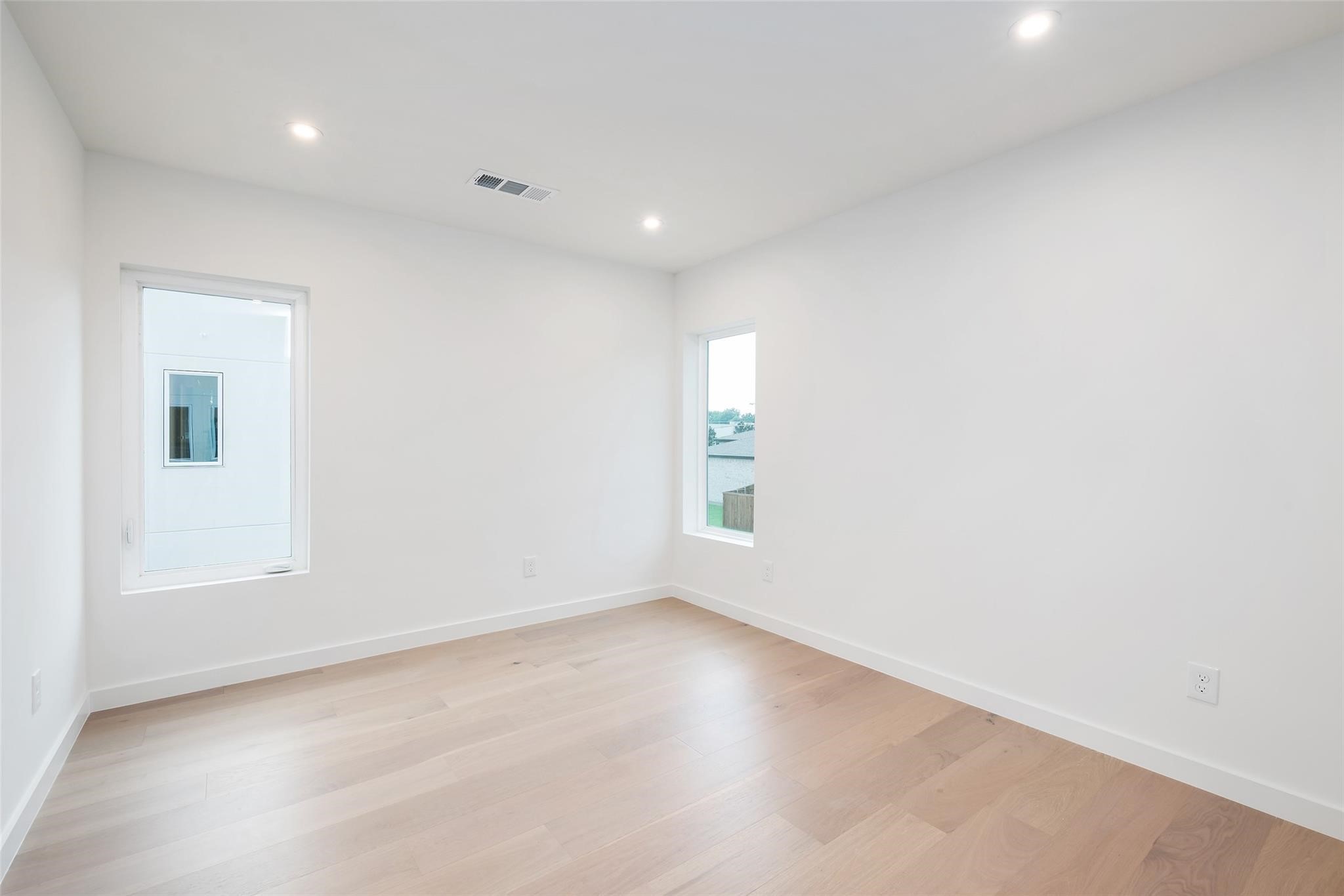 838 Mcbroom Street Dallas TX 75212