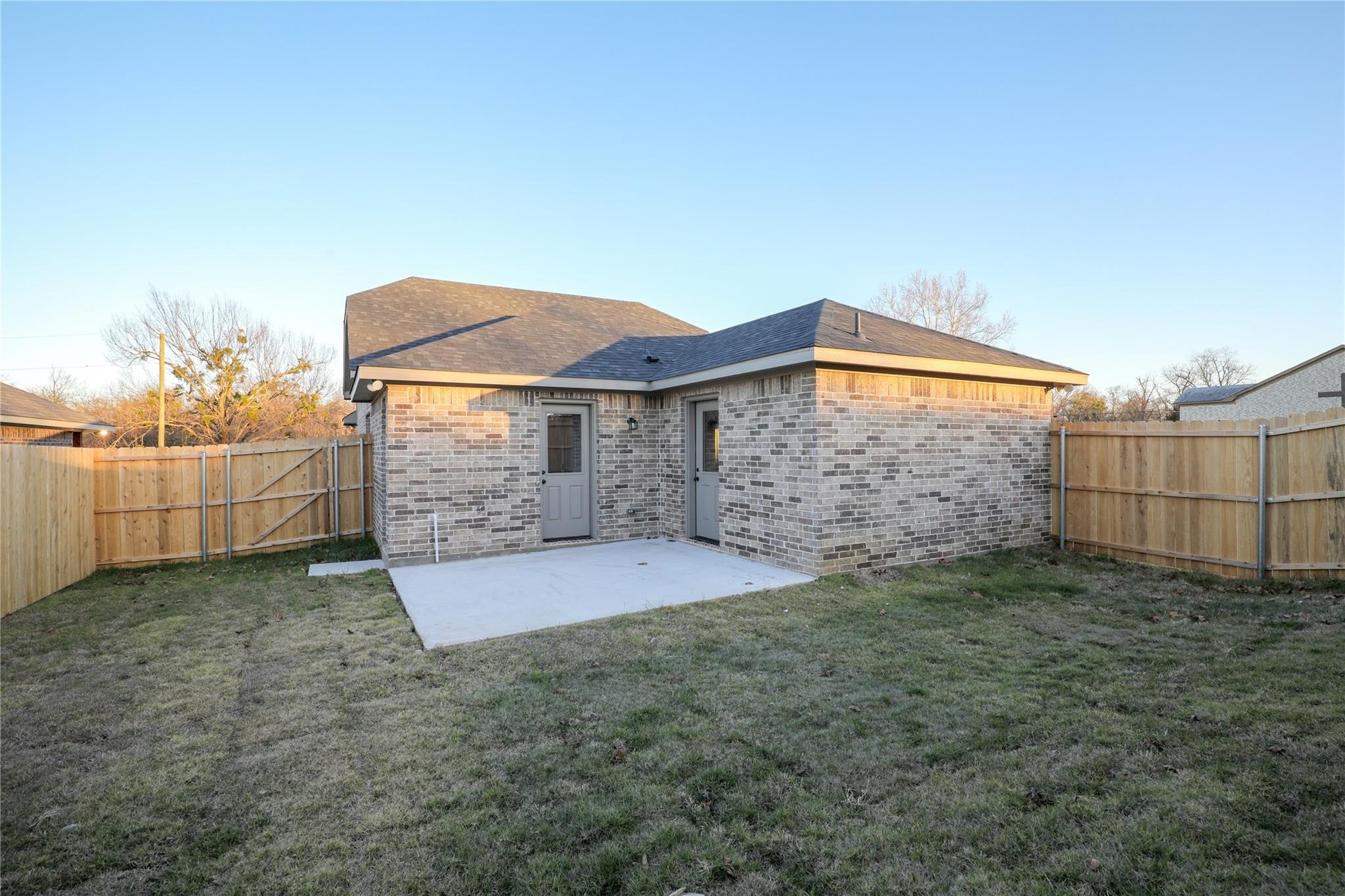 901 N Barrett Avenue Denison TX 75020