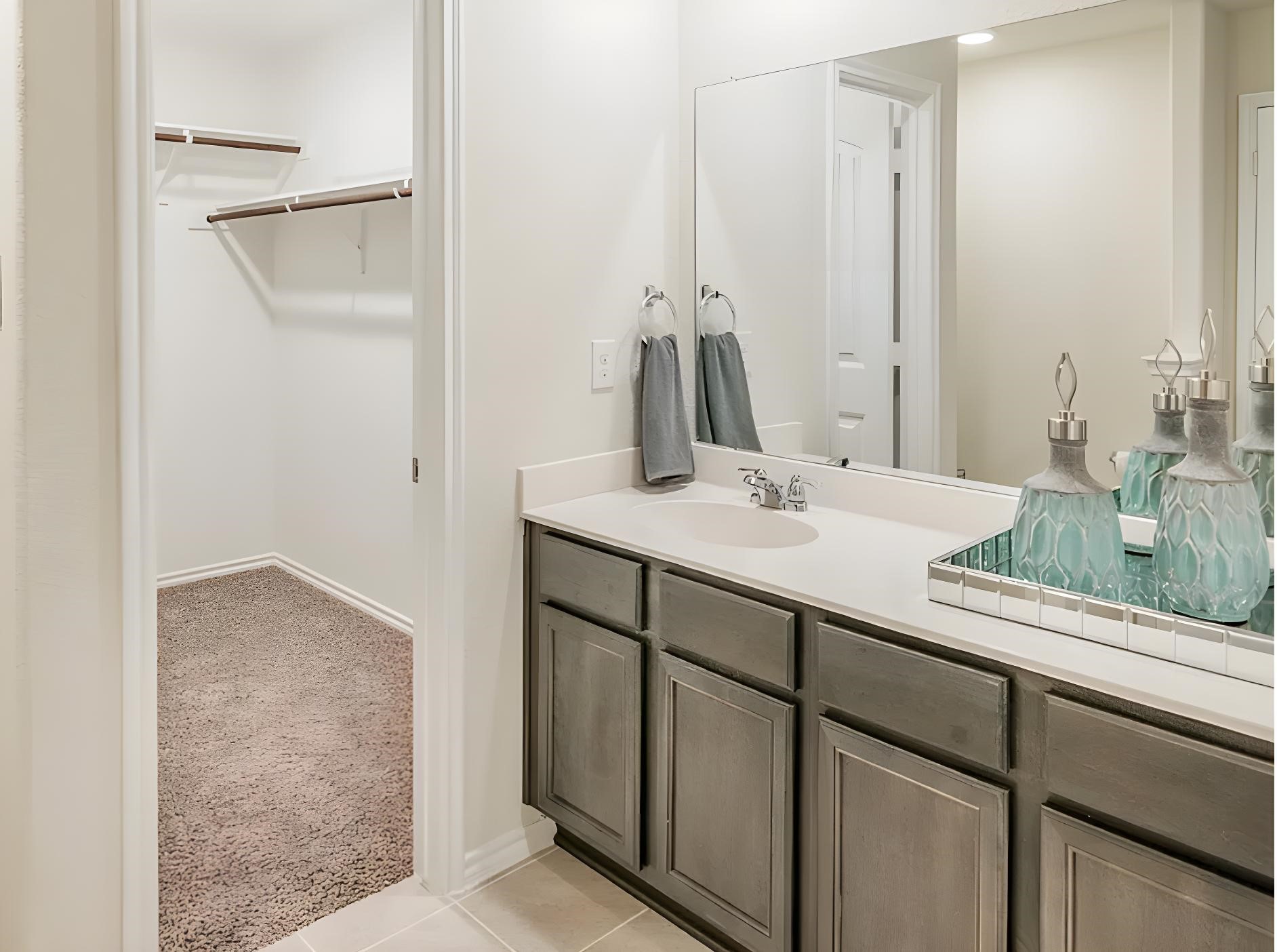 1810 Aslynn Circle Aubrey TX 76227