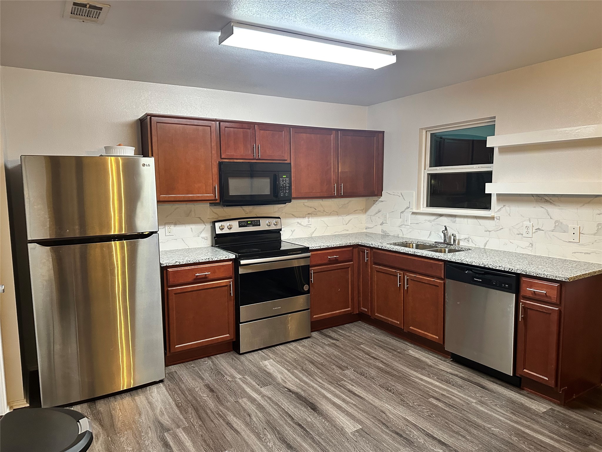 1308 Devine Drive Lancaster TX 75146