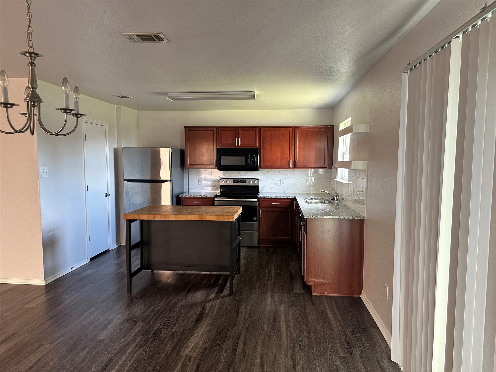 1308 Devine Drive Lancaster TX 75146