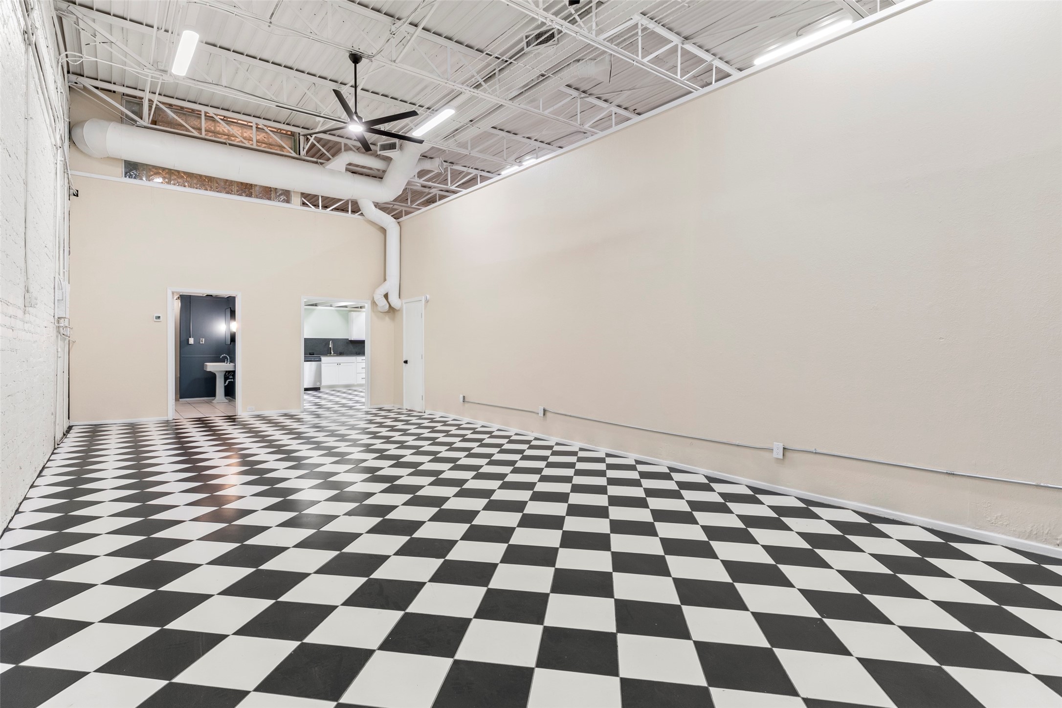 306 S Walton Street Dallas TX 75226
