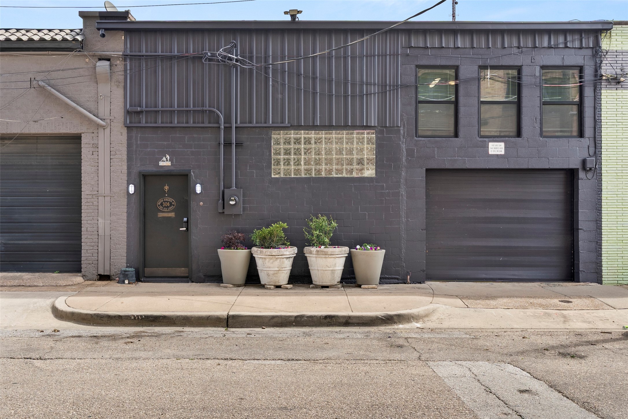 306 S Walton Street Dallas TX 75226