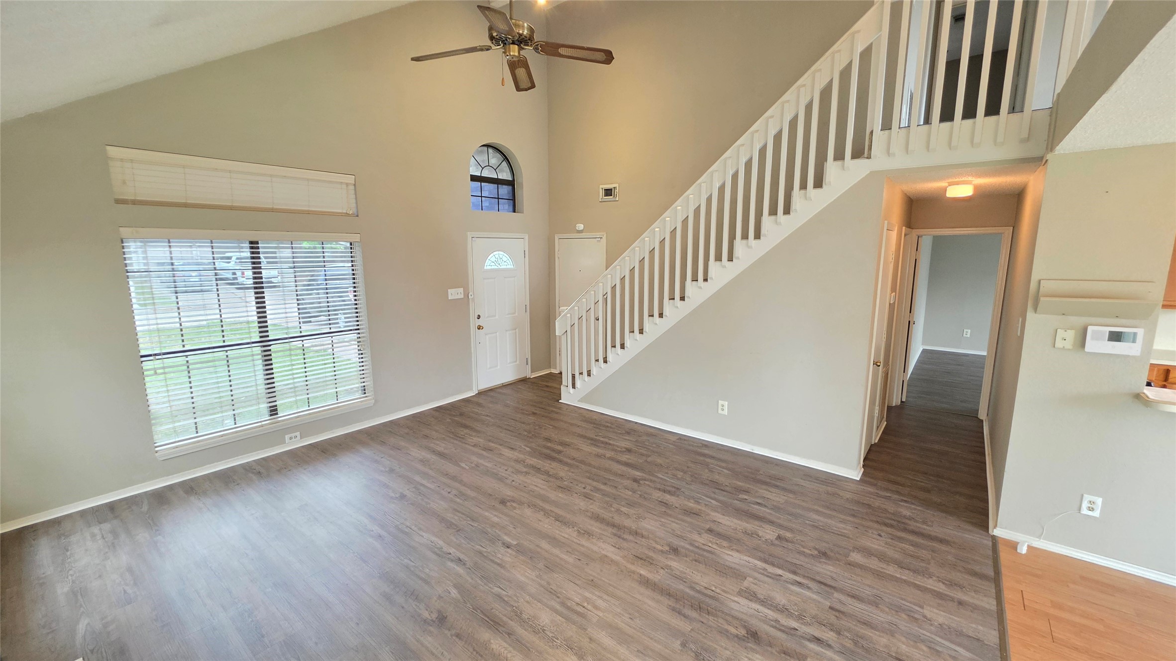 6301 Fairlane Drive Arlington TX 76001