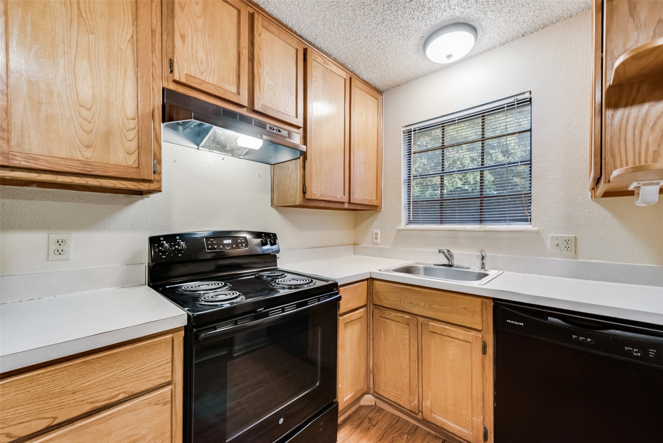 619 Race Street Crowley TX 76036