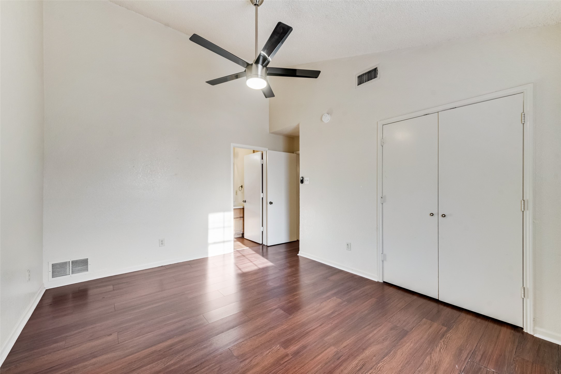 619 Race Street Crowley TX 76036
