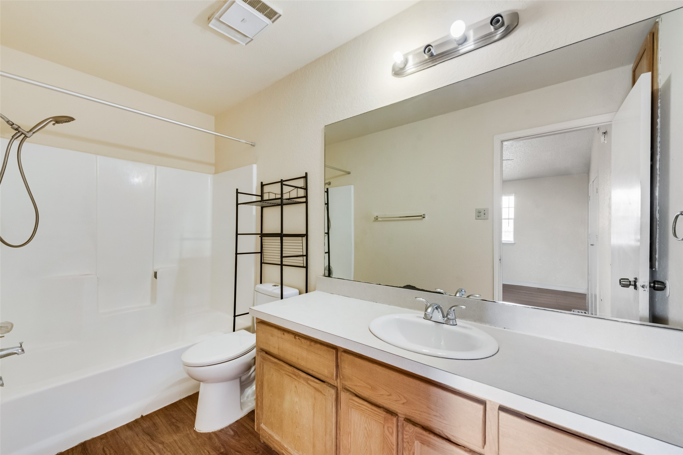 619 Race Street Crowley TX 76036