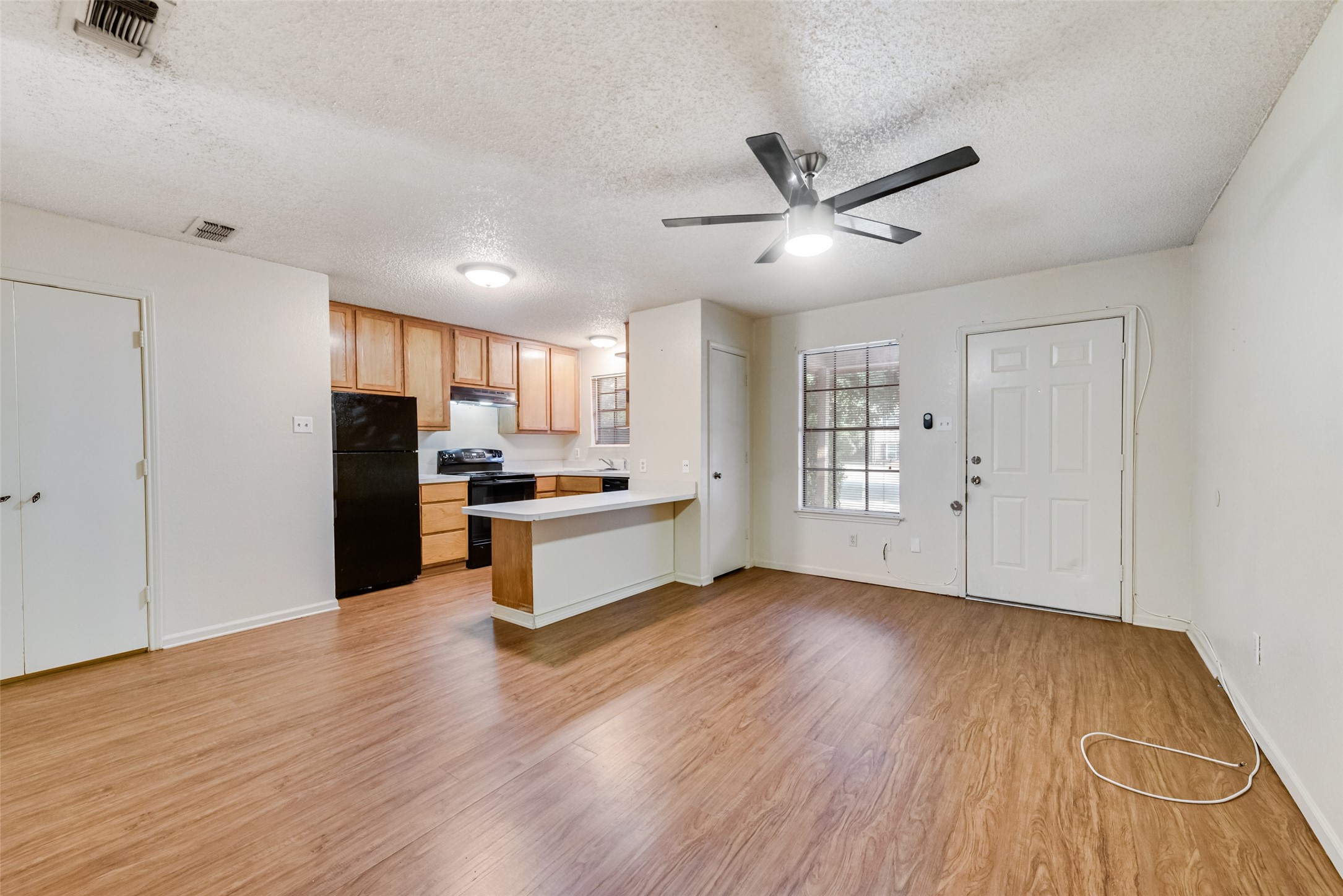 619 Race Street Crowley TX 76036