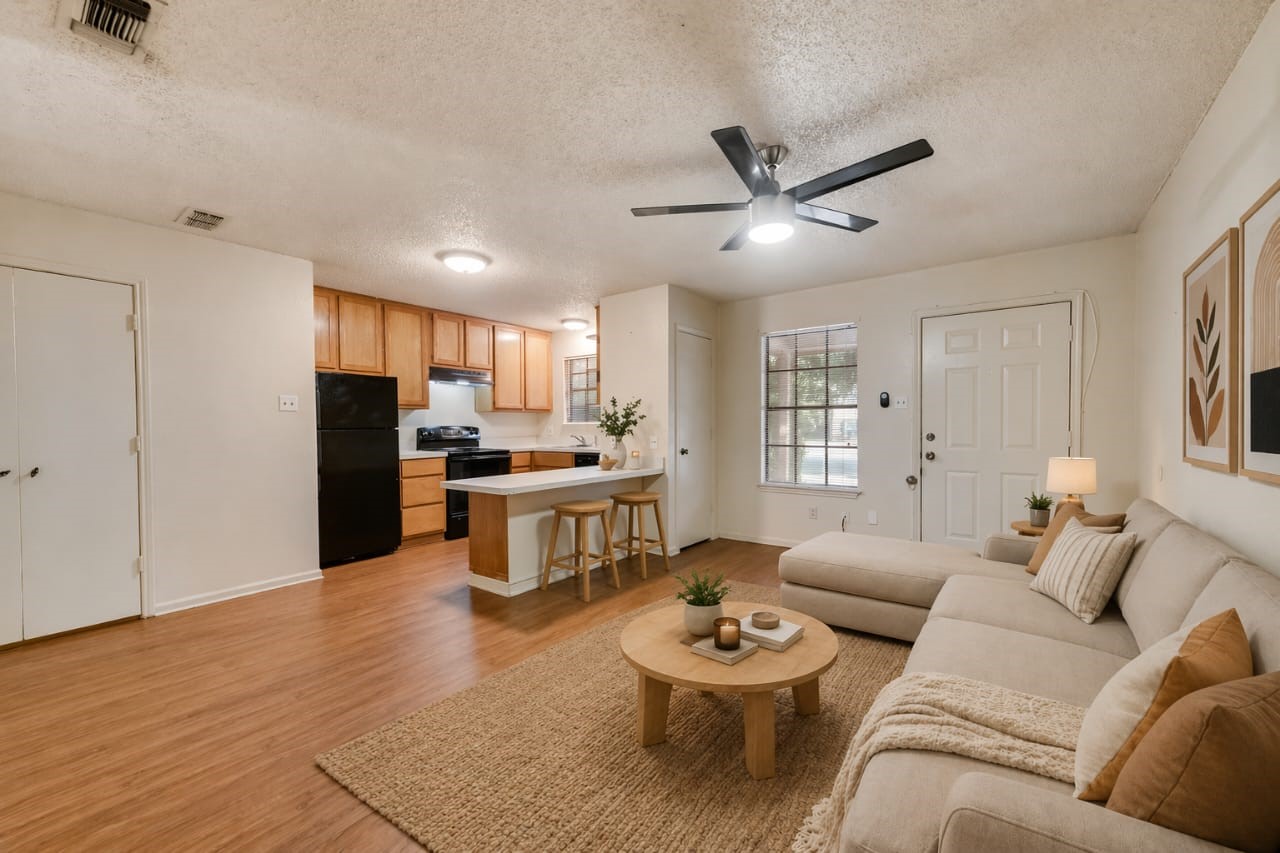 619 Race Street Crowley TX 76036