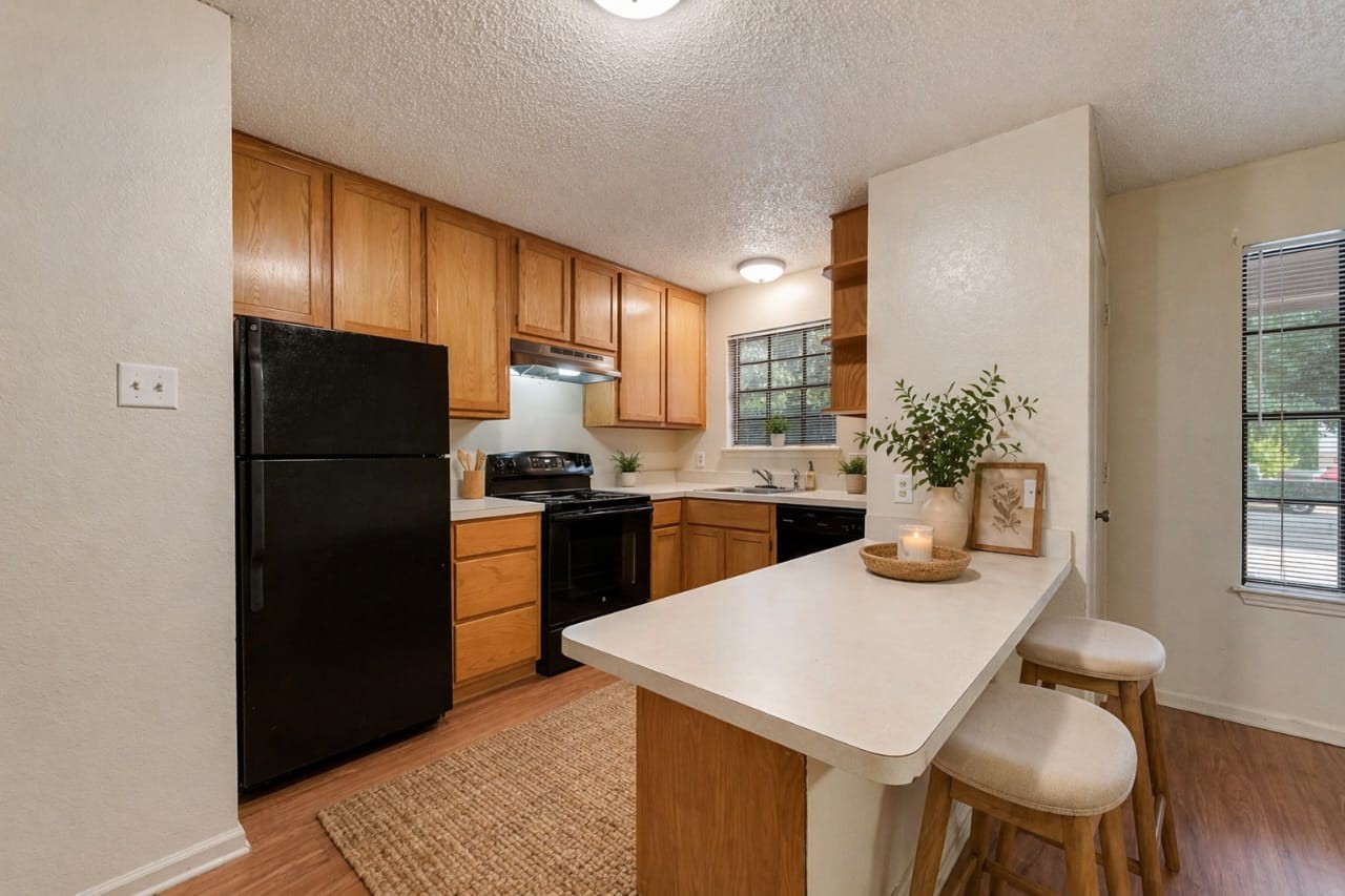 619 Race Street Crowley TX 76036