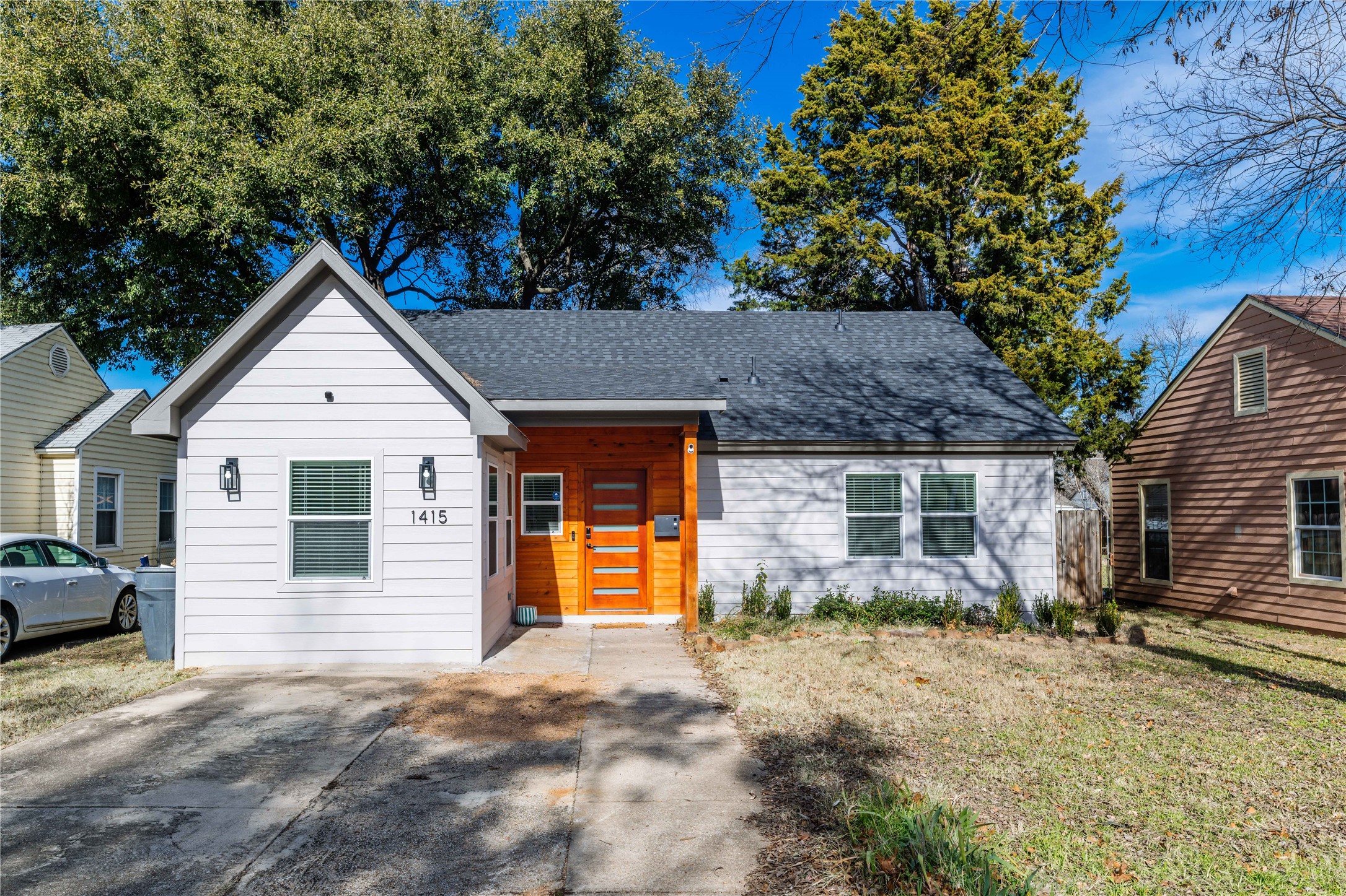 1415 Mountain Lake Road Dallas TX 75224