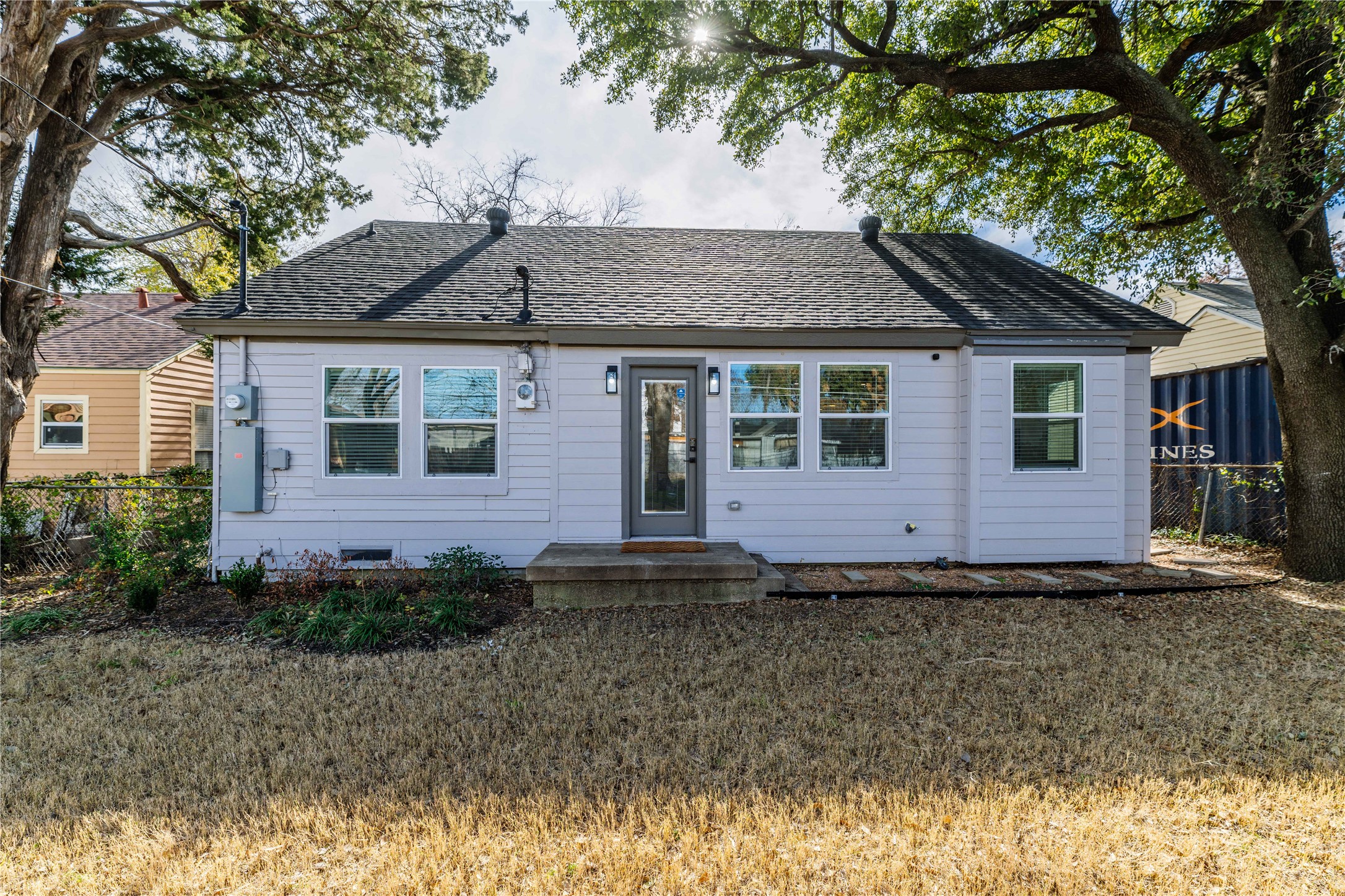 1415 Mountain Lake Road Dallas TX 75224