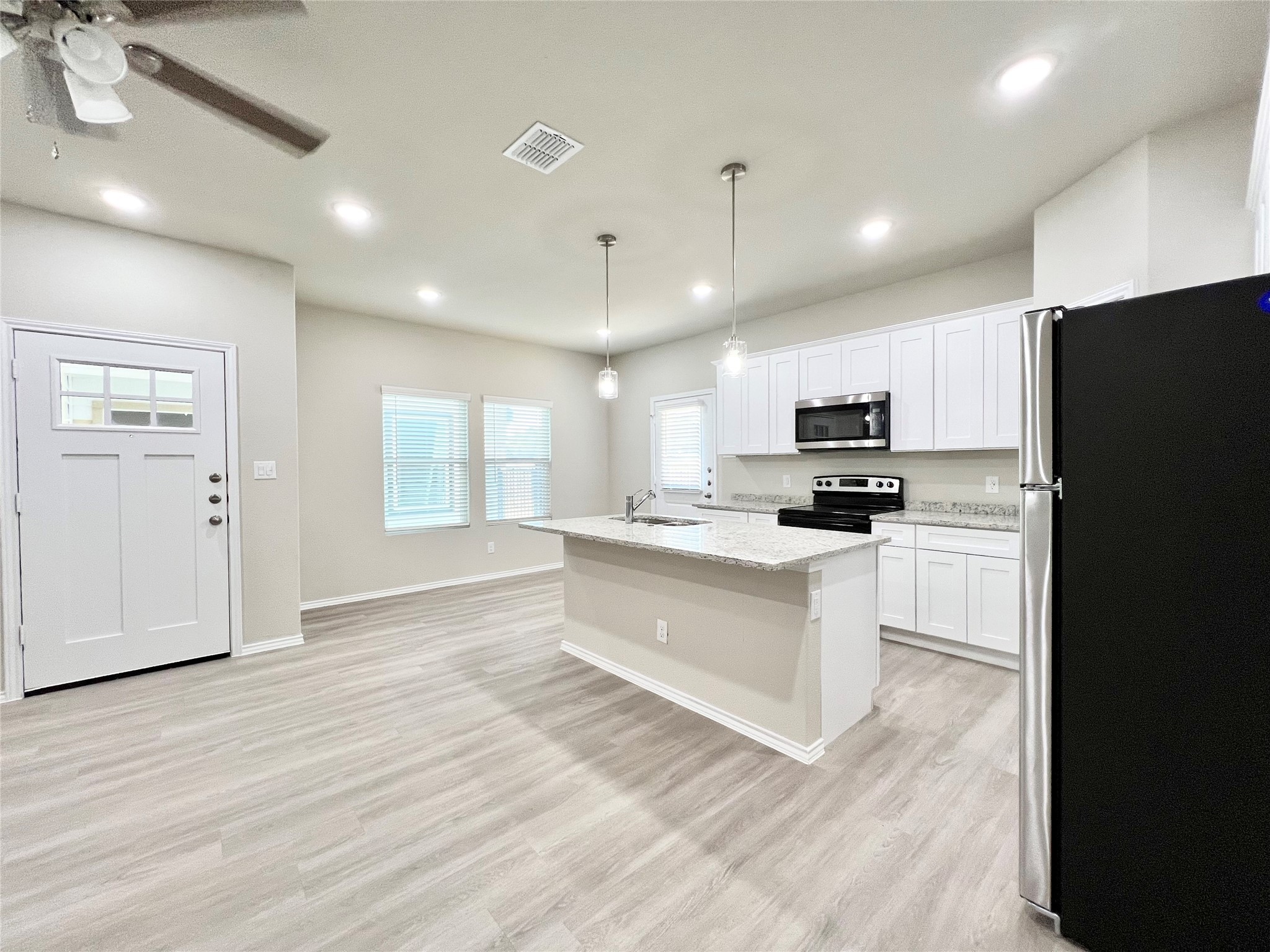 3501 E Renfro Street Burleson TX 76028