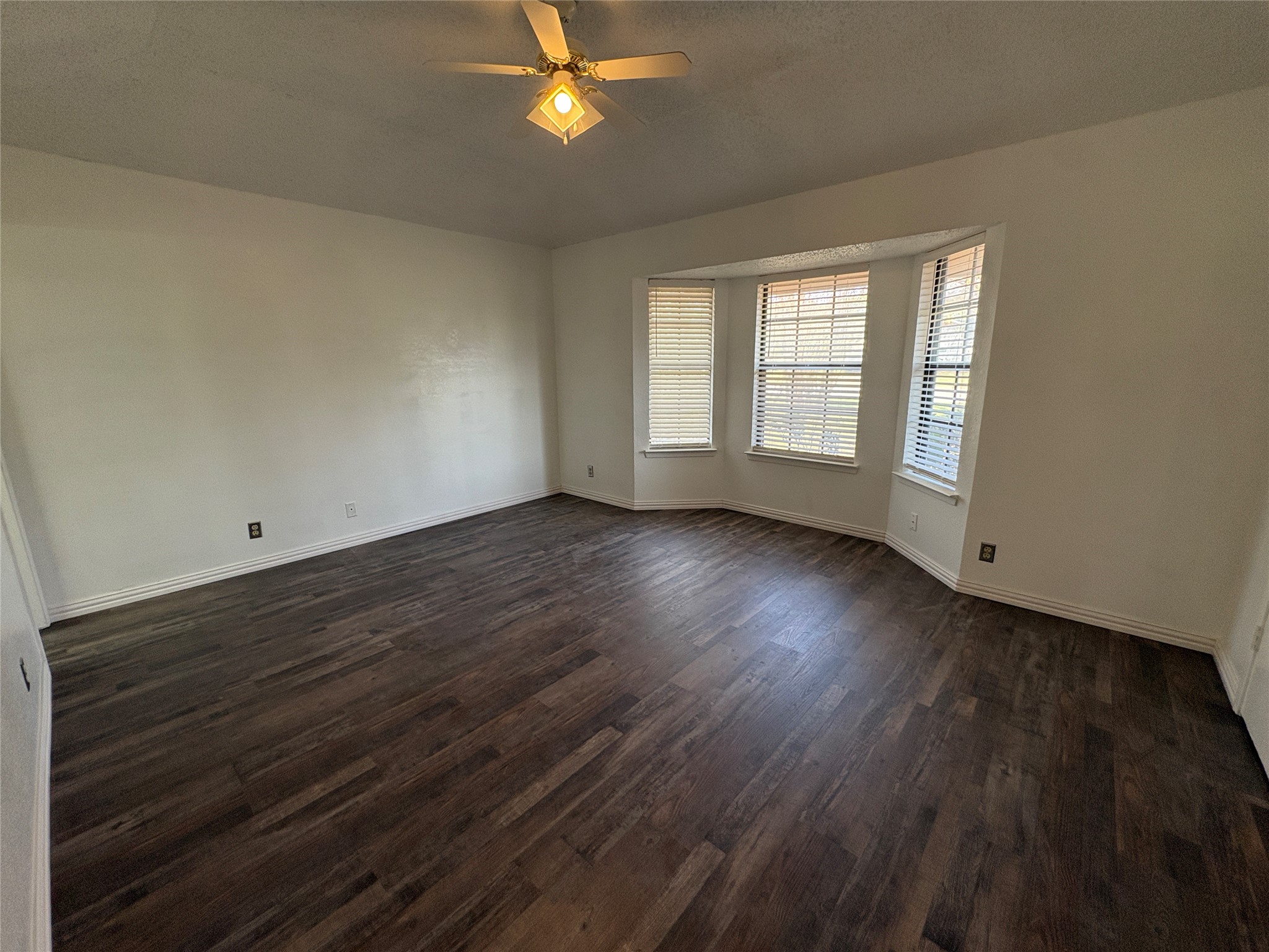 8111 Llano Avenue Benbrook TX 76116