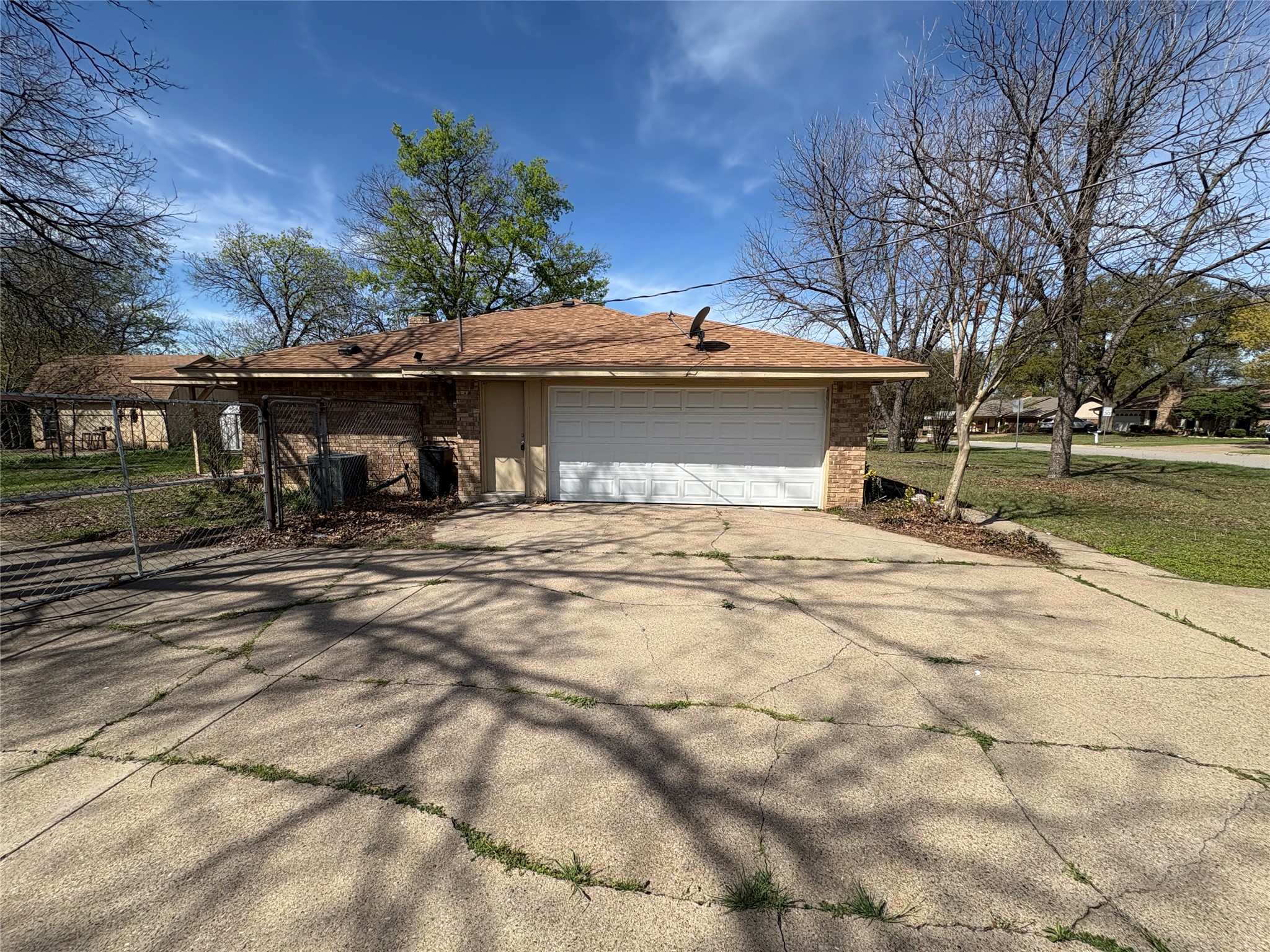 8111 Llano Avenue Benbrook TX 76116