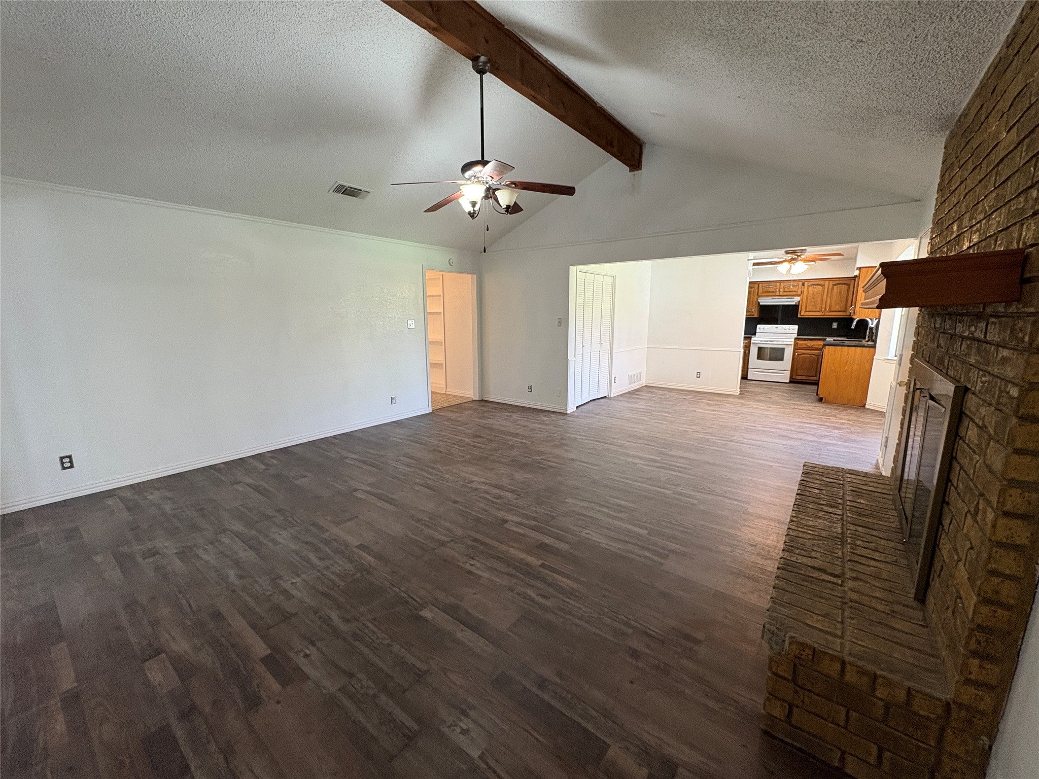 8111 Llano Avenue Benbrook TX 76116