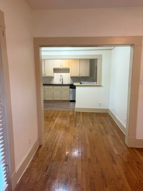 1420 W 10th Street Dallas TX 75208
