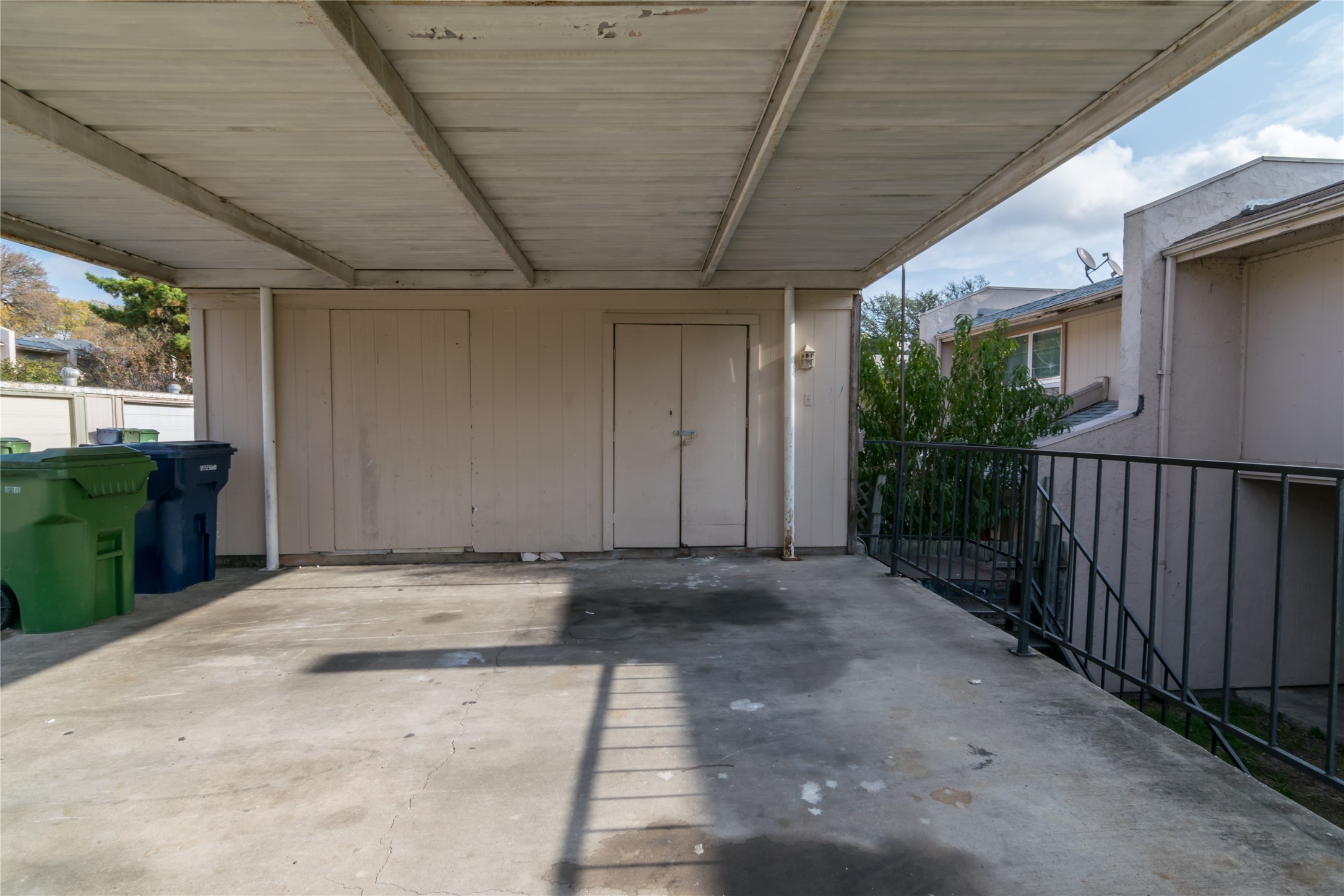 439 Valley Park Drive Garland TX 75043