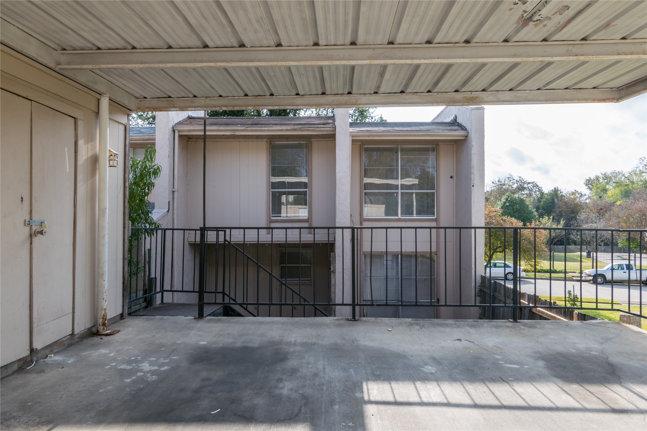 439 Valley Park Drive Garland TX 75043