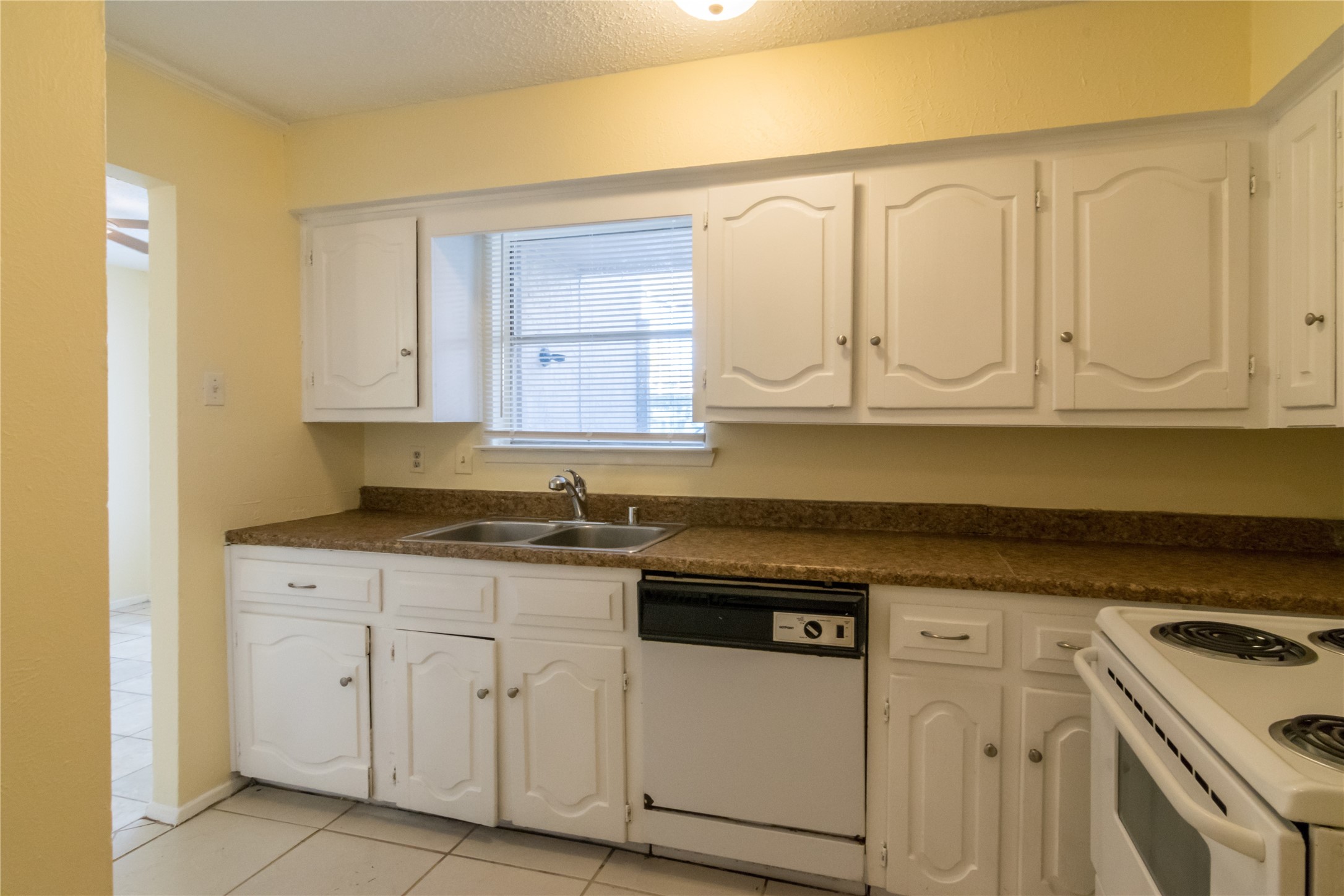 439 Valley Park Drive Garland TX 75043