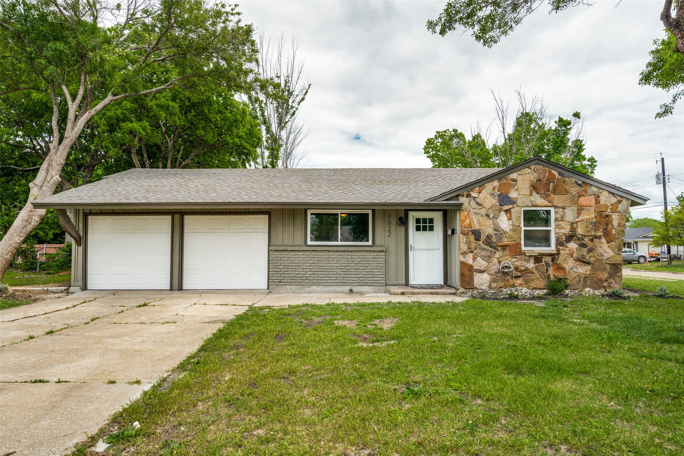 1822 Mercury Drive Garland TX 75040
