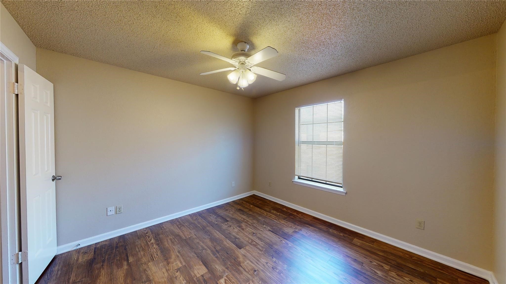 218 Renfro Street Grand Prairie TX 75051