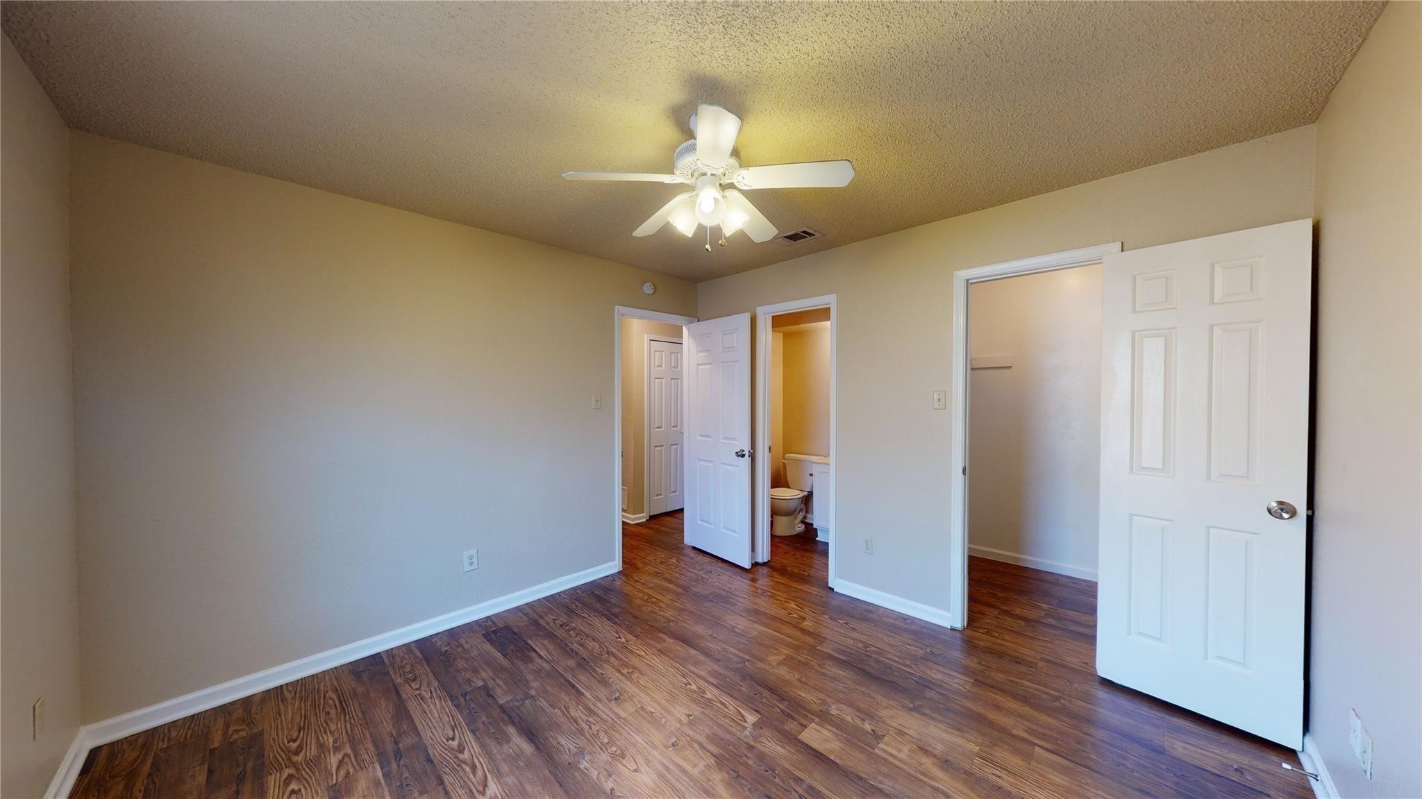 218 Renfro Street Grand Prairie TX 75051