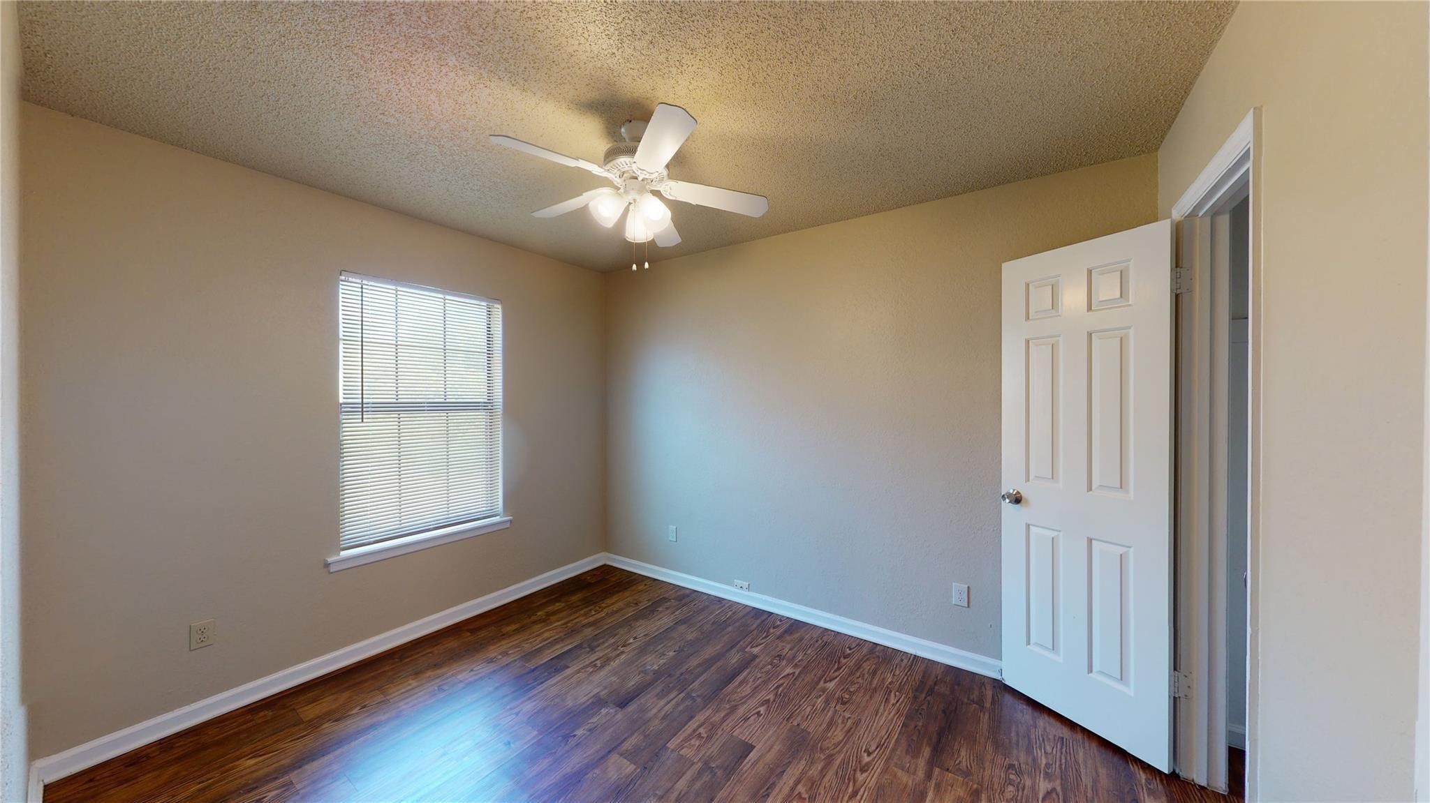 218 Renfro Street Grand Prairie TX 75051