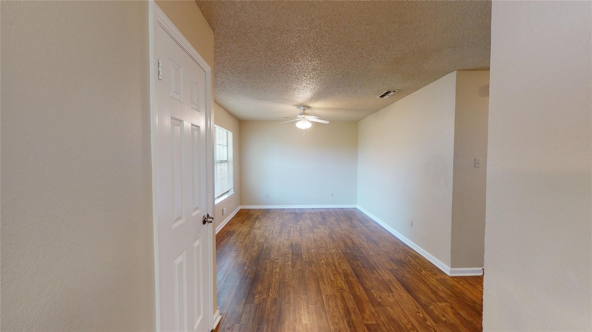 218 Renfro Street Grand Prairie TX 75051