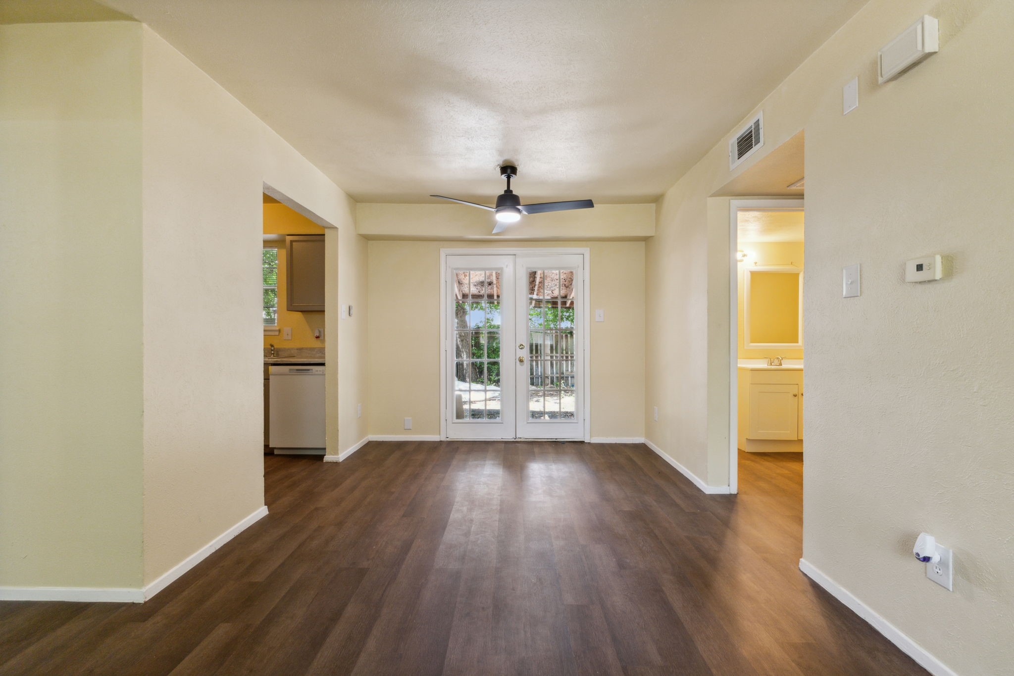 1821 Randolph Drive Garland TX 75041