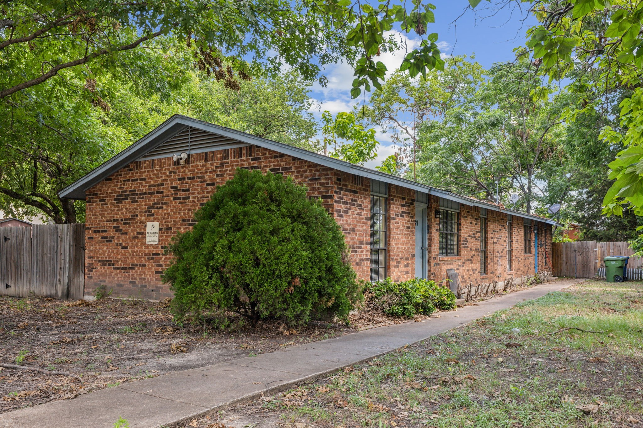 1821 Randolph Drive Garland TX 75041