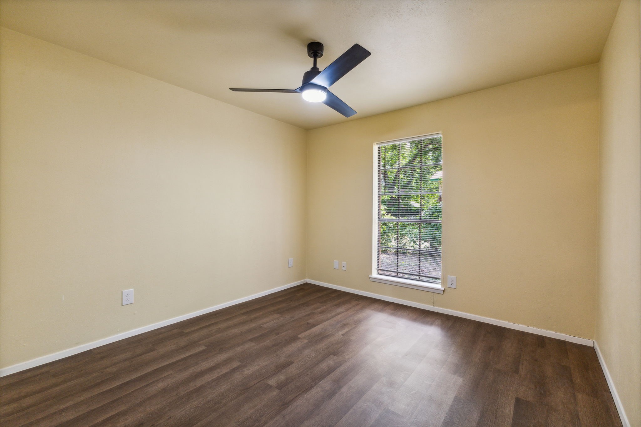 1821 Randolph Drive Garland TX 75041