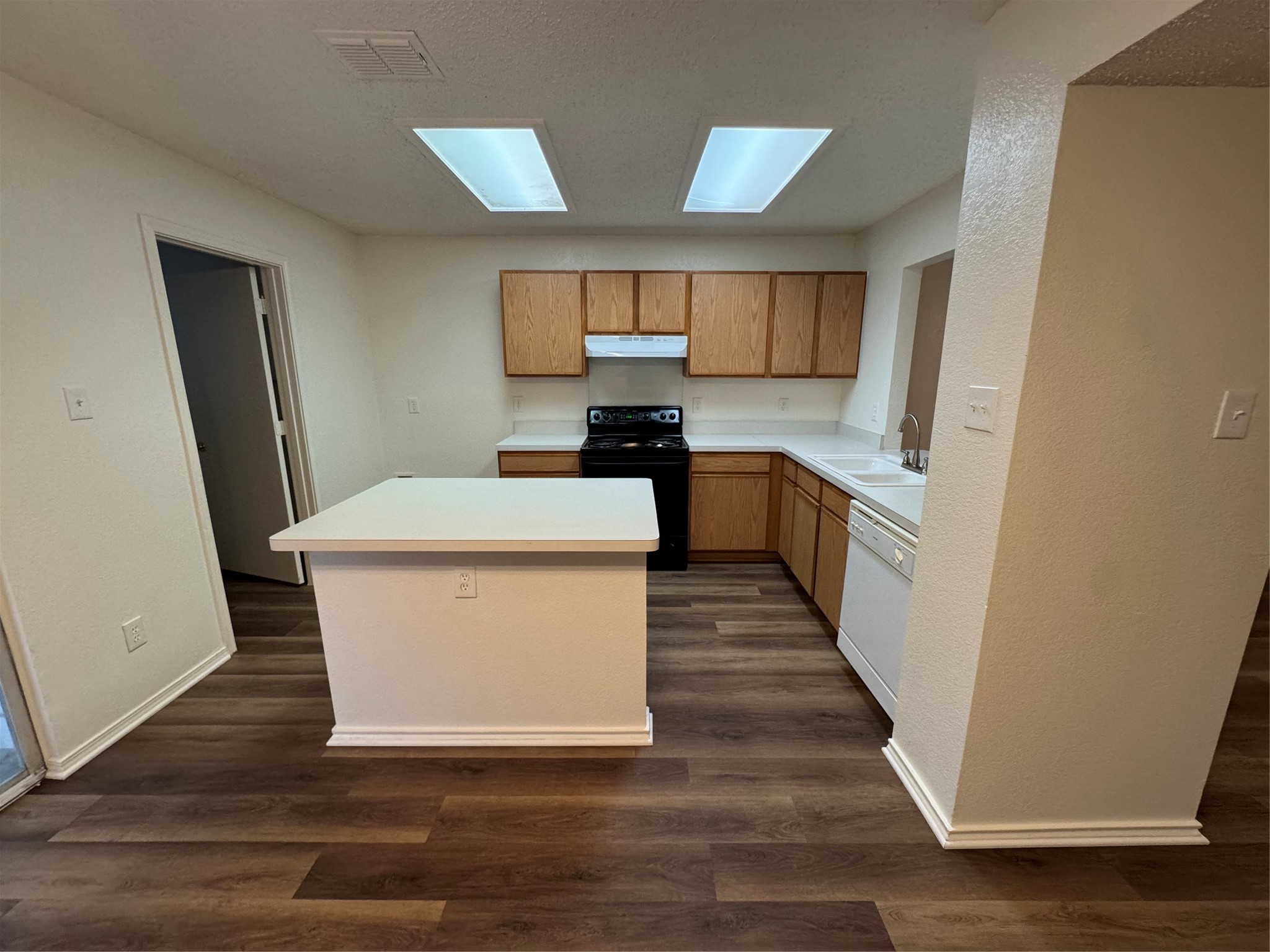 10137 Chapel Glen Fort Worth TX 76116