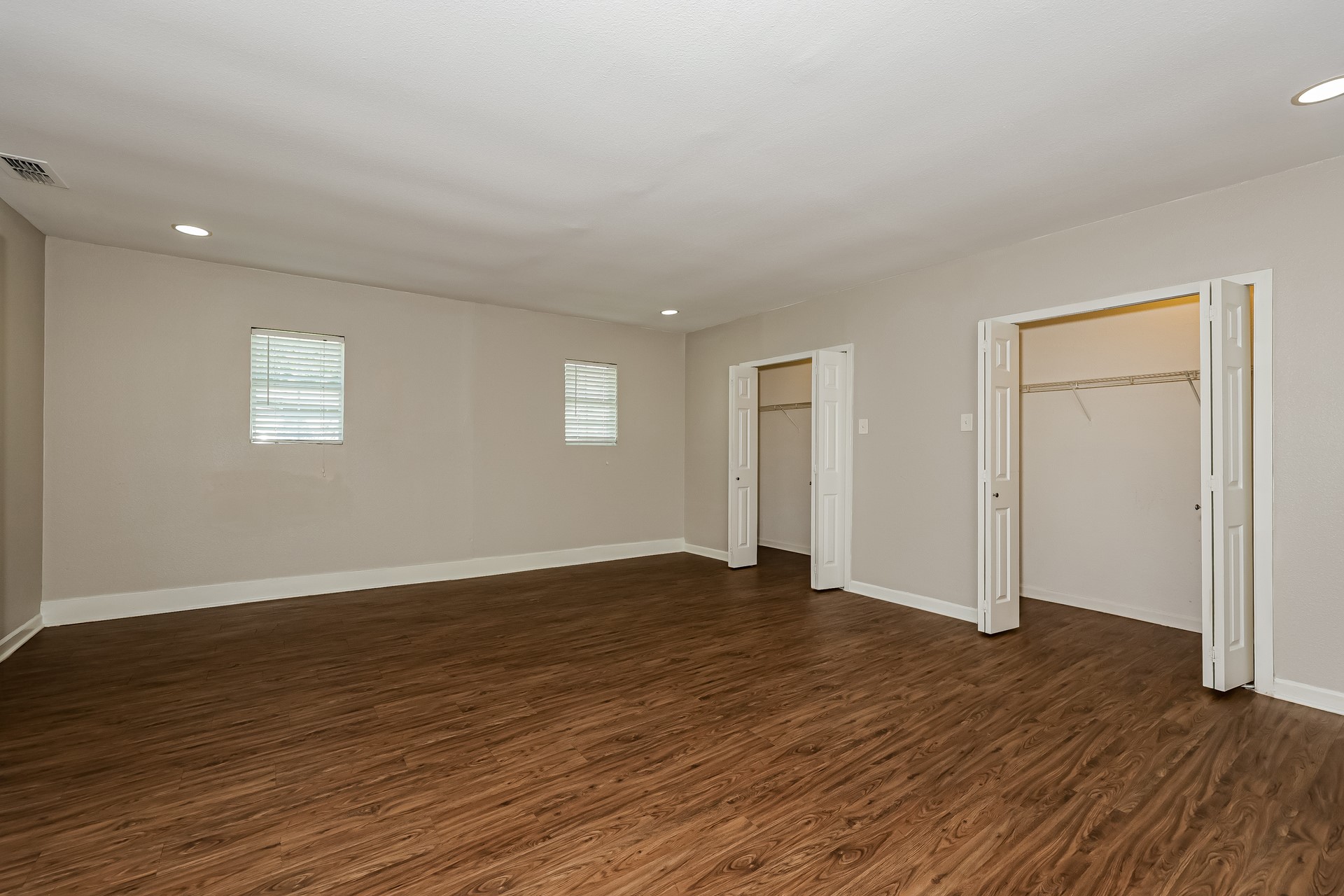 1217 Meadow Creek Drive Lancaster TX 75146
