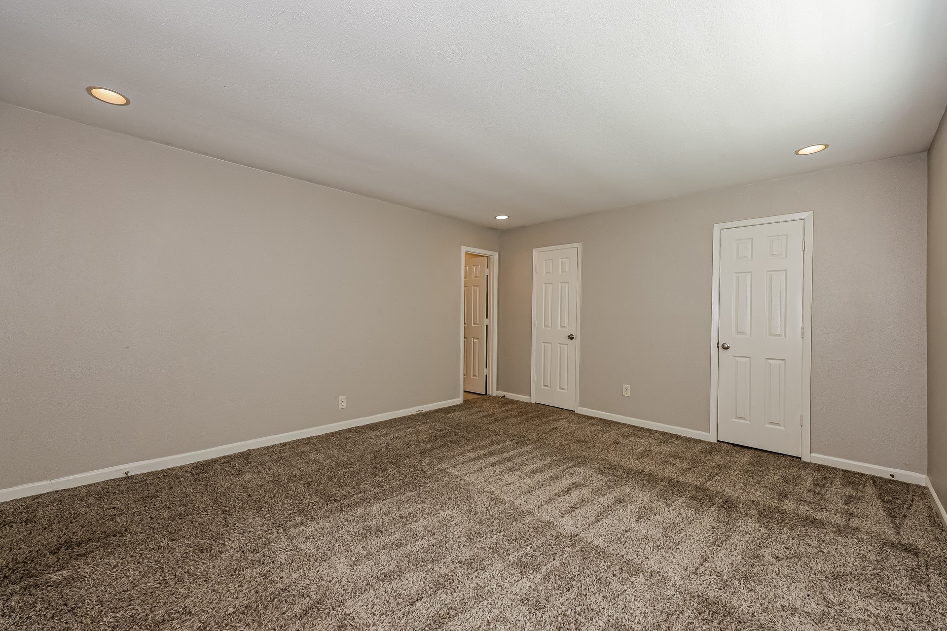 1217 Meadow Creek Drive Lancaster TX 75146