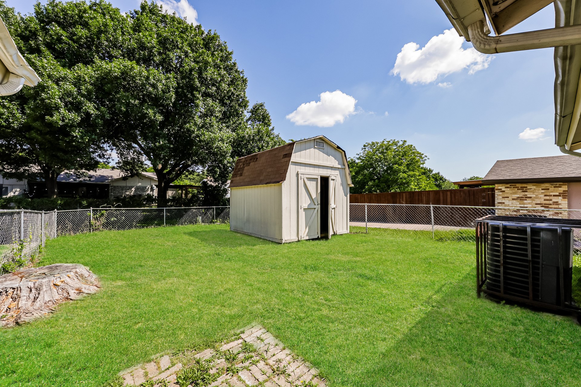 1217 Meadow Creek Drive Lancaster TX 75146