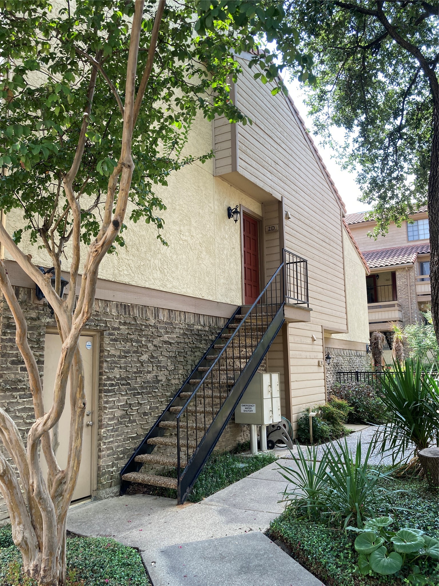 7640 W Greenway Boulevard Dallas TX 75209
