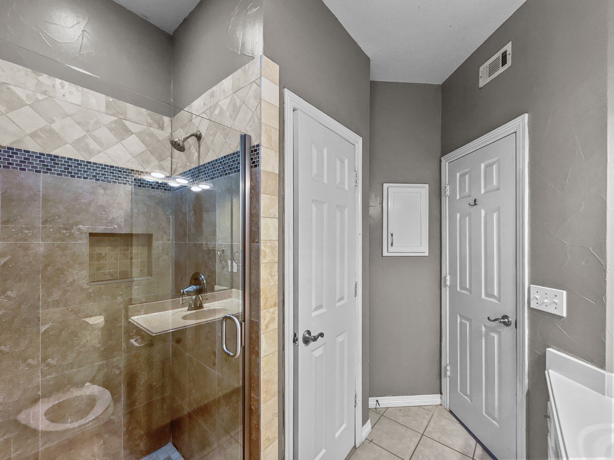 2132 Cliffside Drive Plano TX 75023