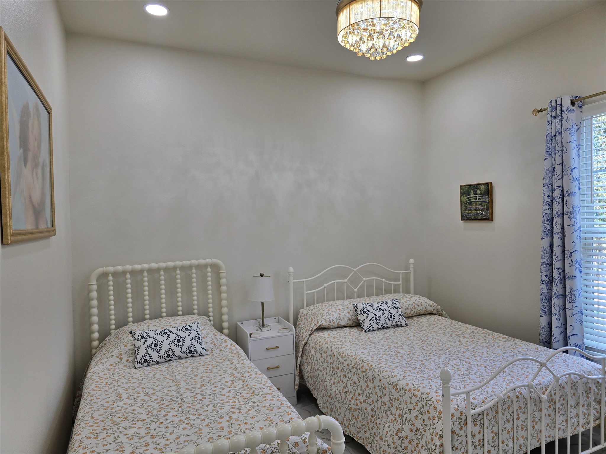 401 E Chestnut Street Denison TX 75021