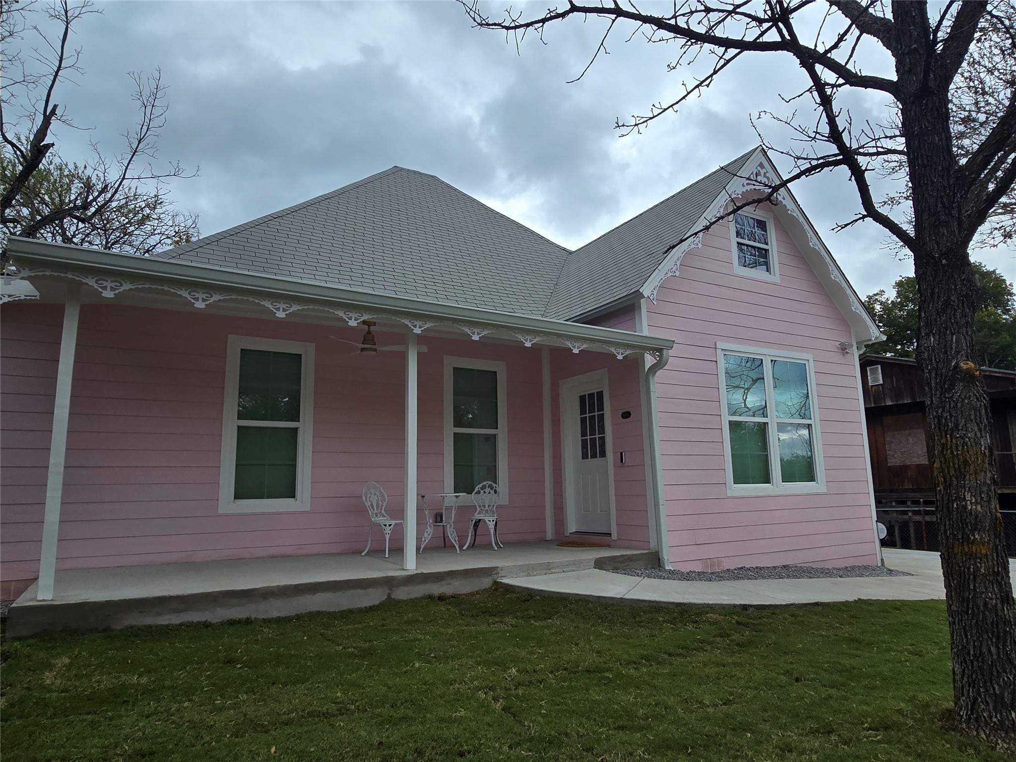 401 E Chestnut Street Denison TX 75021