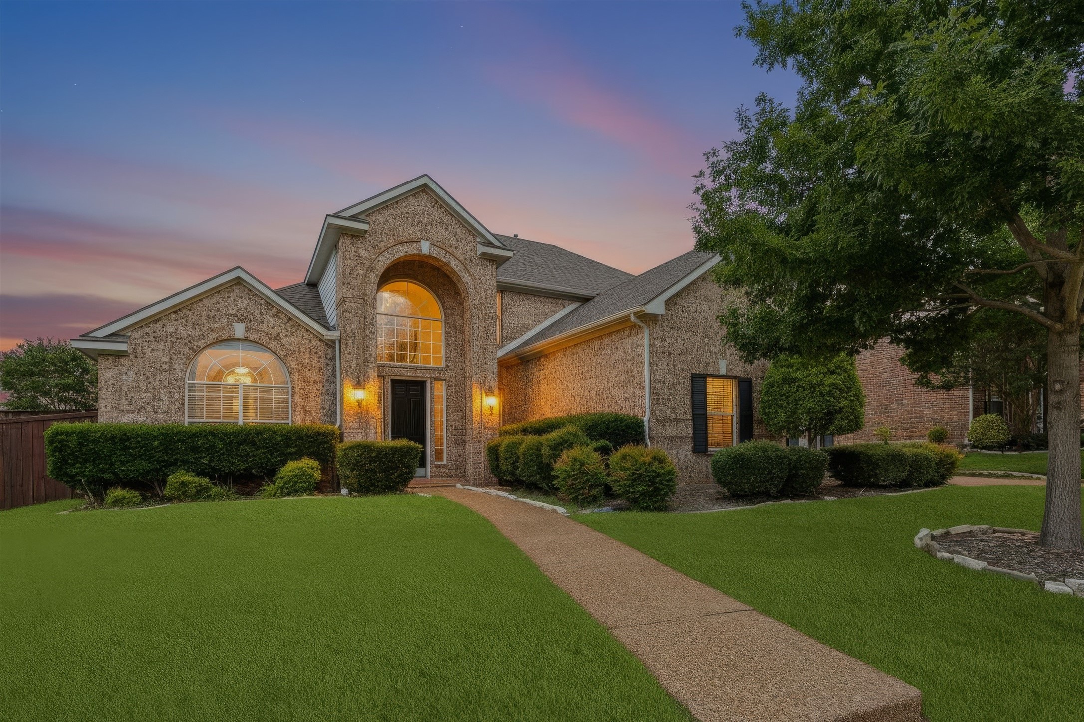 1716 Winding Hollow Lane Mckinney TX 75072