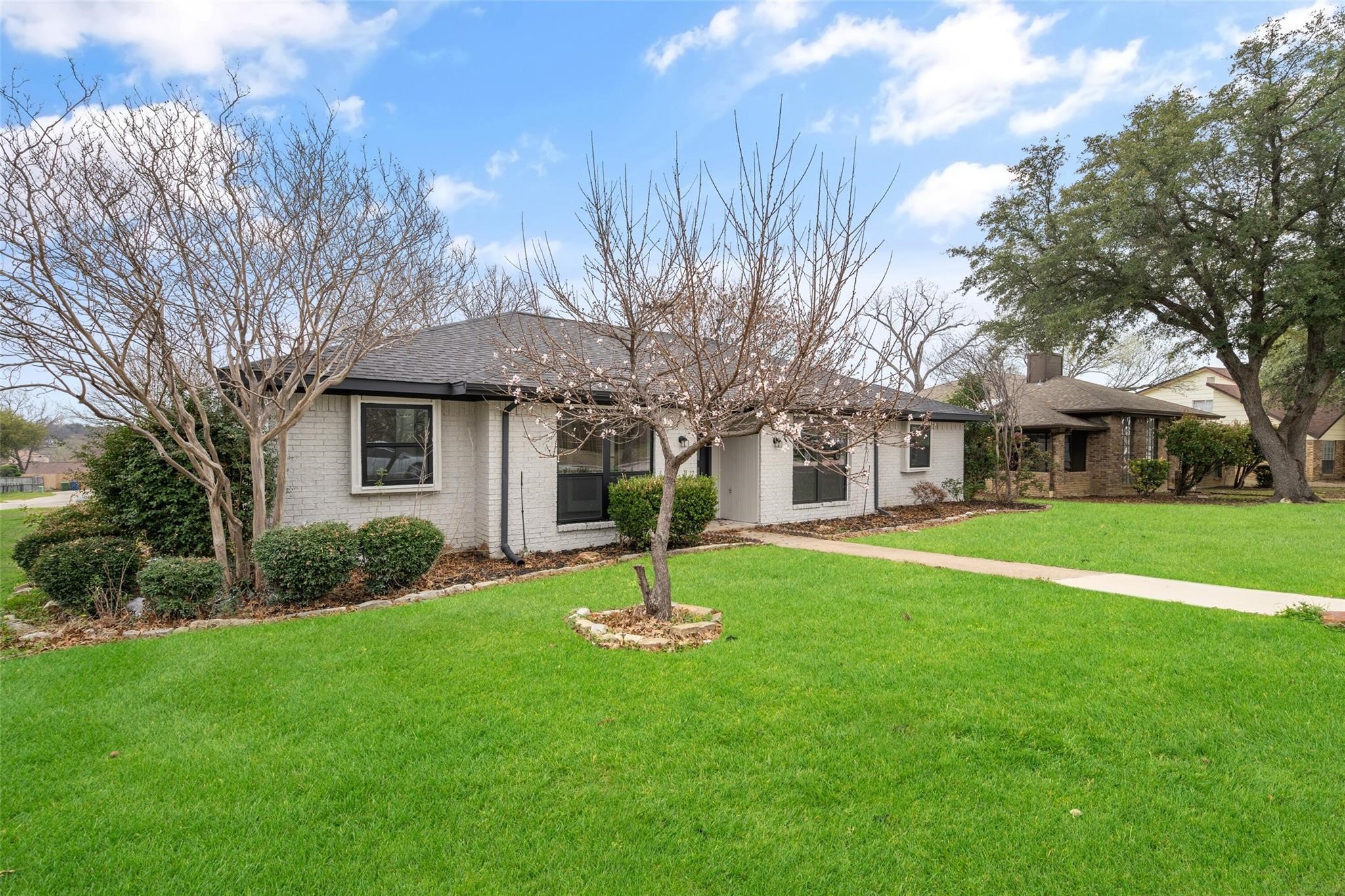 1706 Southampton Drive Carrollton TX 75007