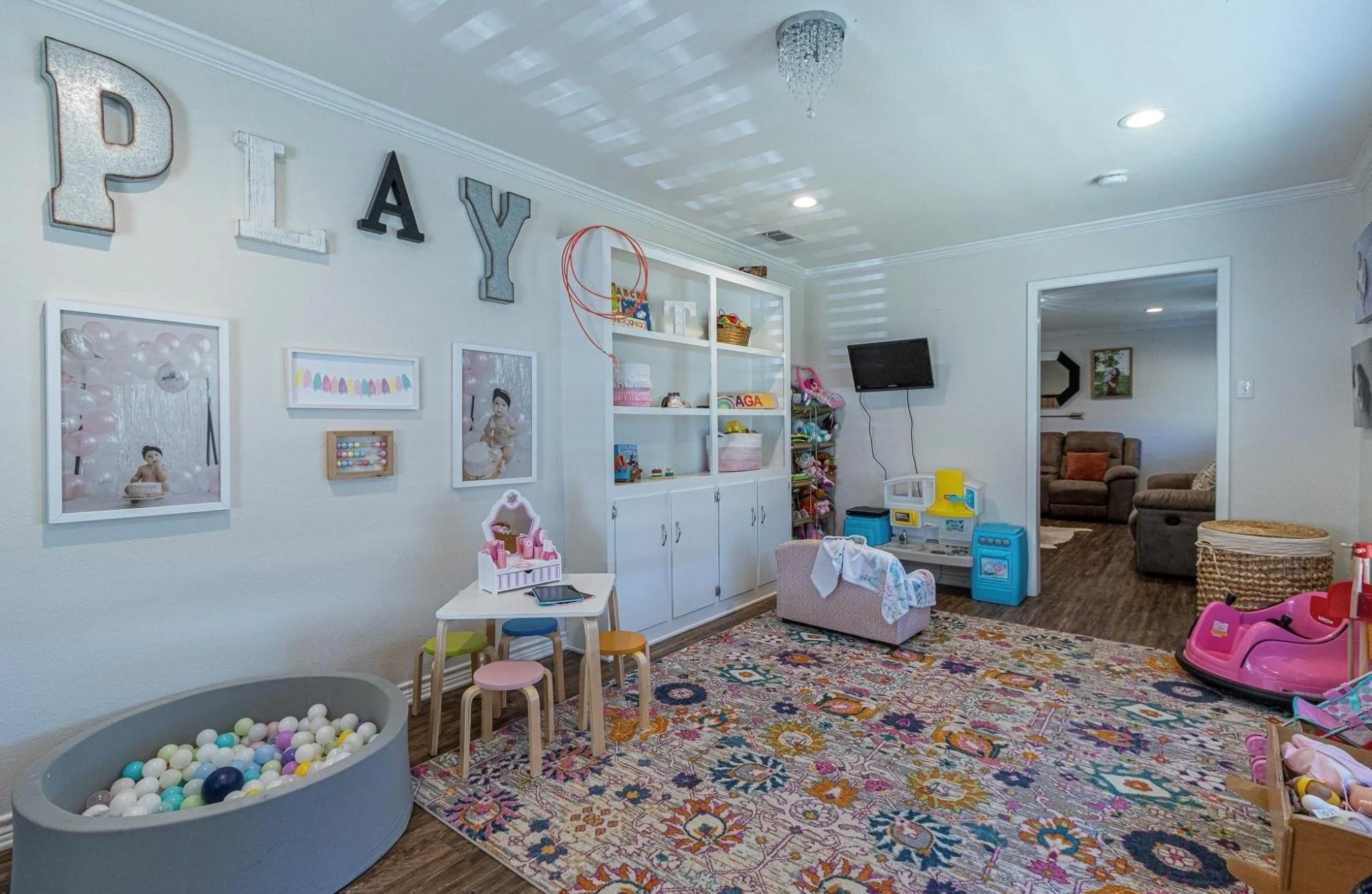 12817 Us Highway 175 E Larue TX 75770