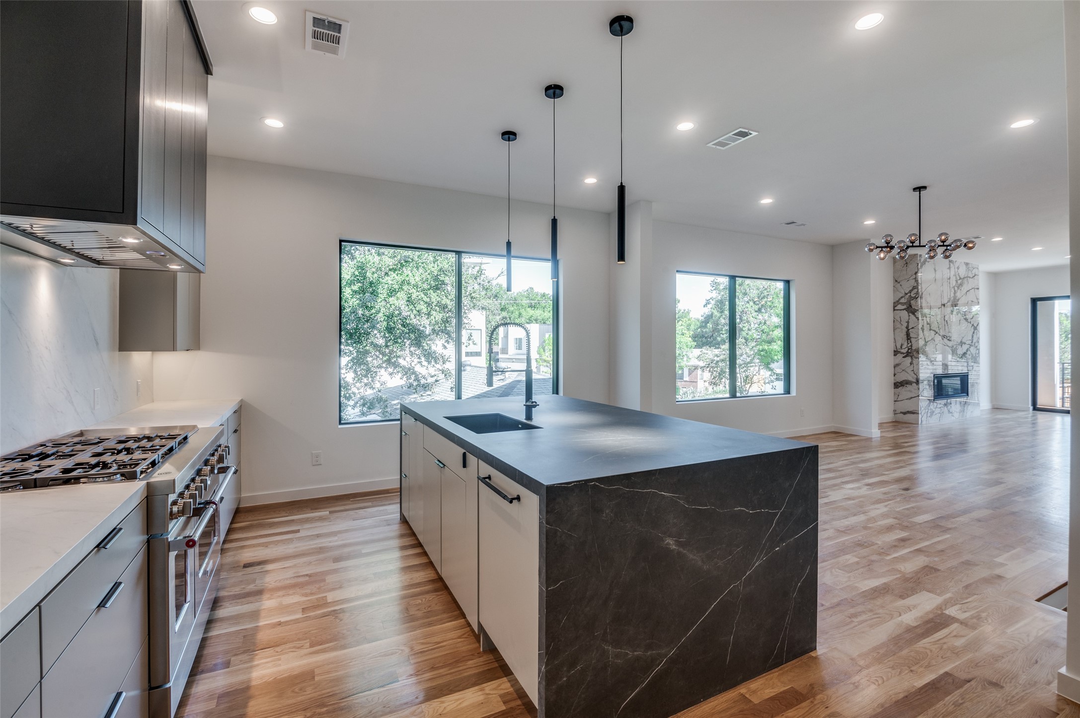 4525 Weldon Street Dallas TX 75204
