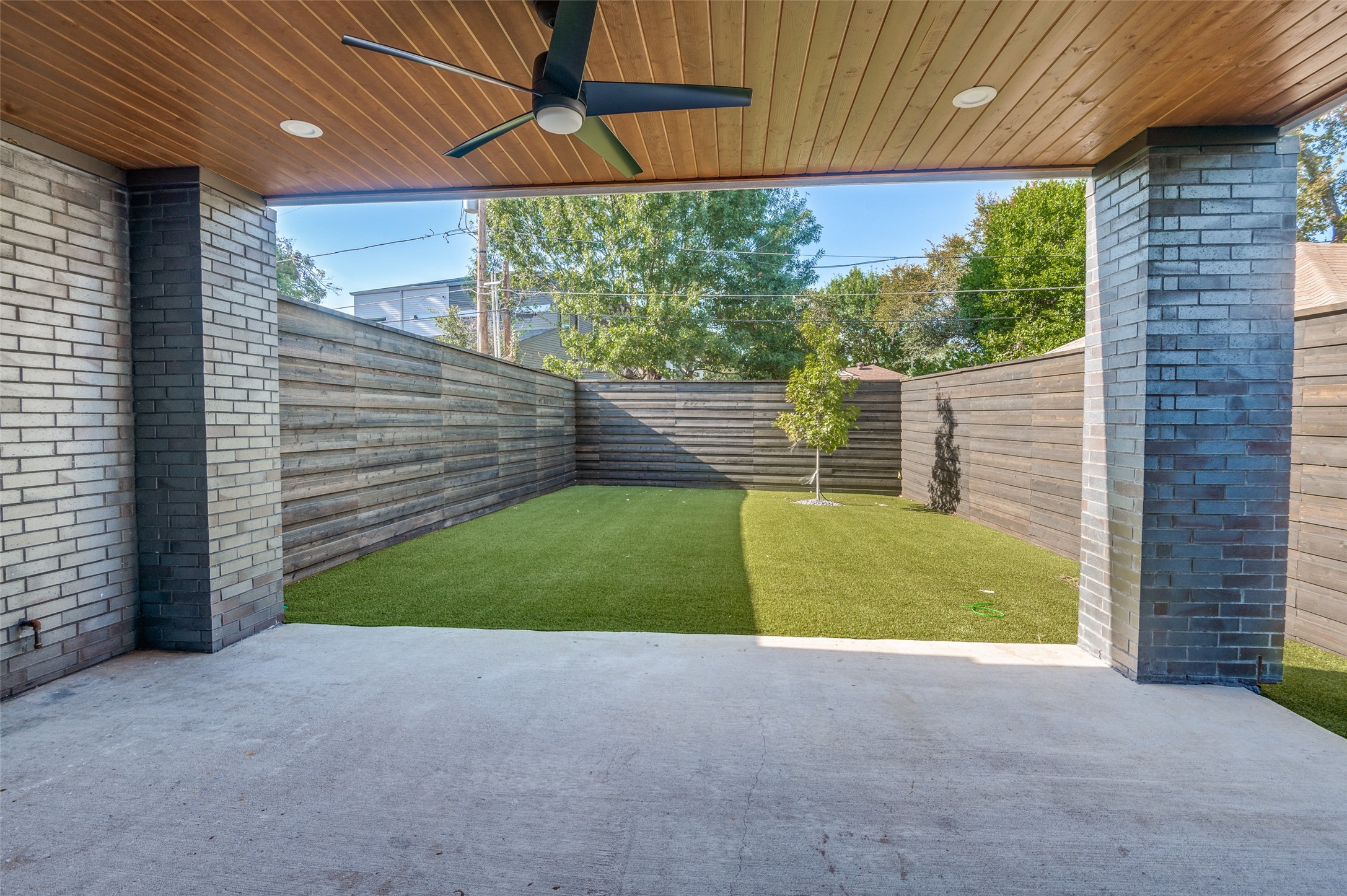 4525 Weldon Street Dallas TX 75204