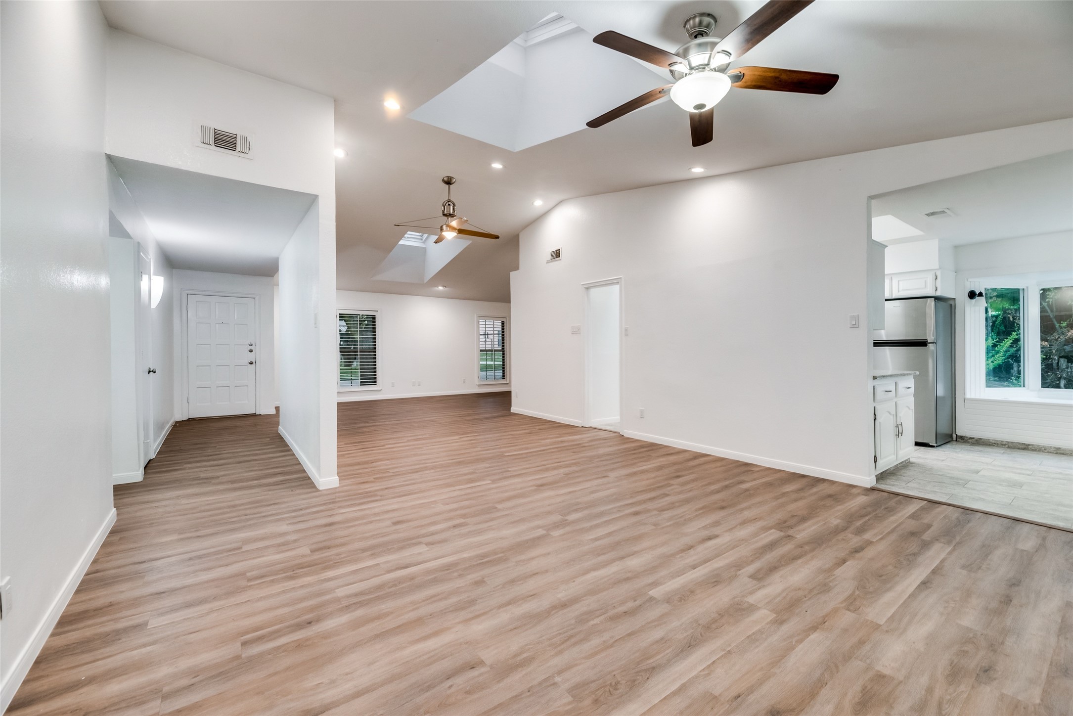 3940 Dalgreen Circle Dallas TX 75214